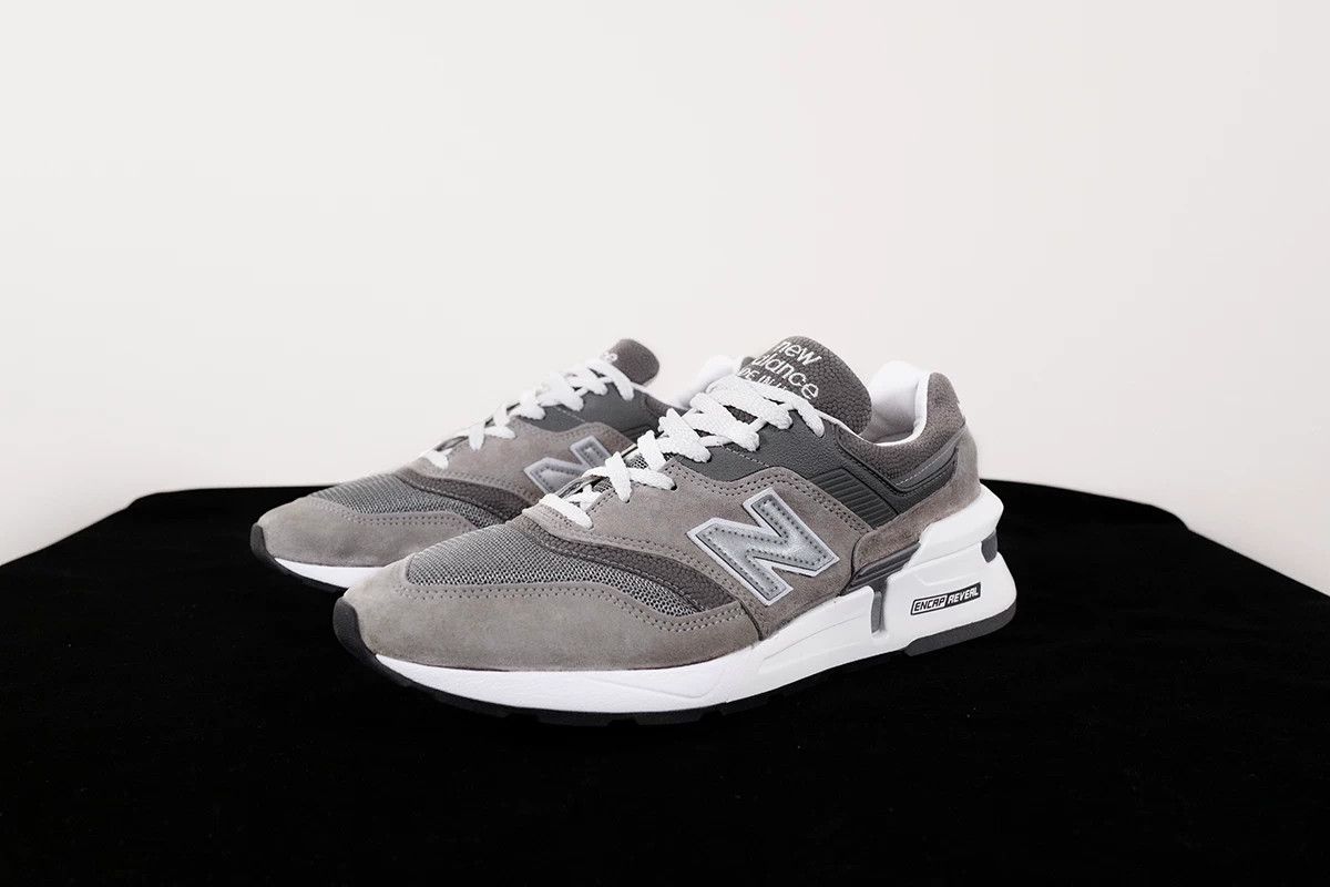 New Balance New Balance M997SGR Grey Day Limited Edition Size US 11 / EU 44 - 2 Thumbnail