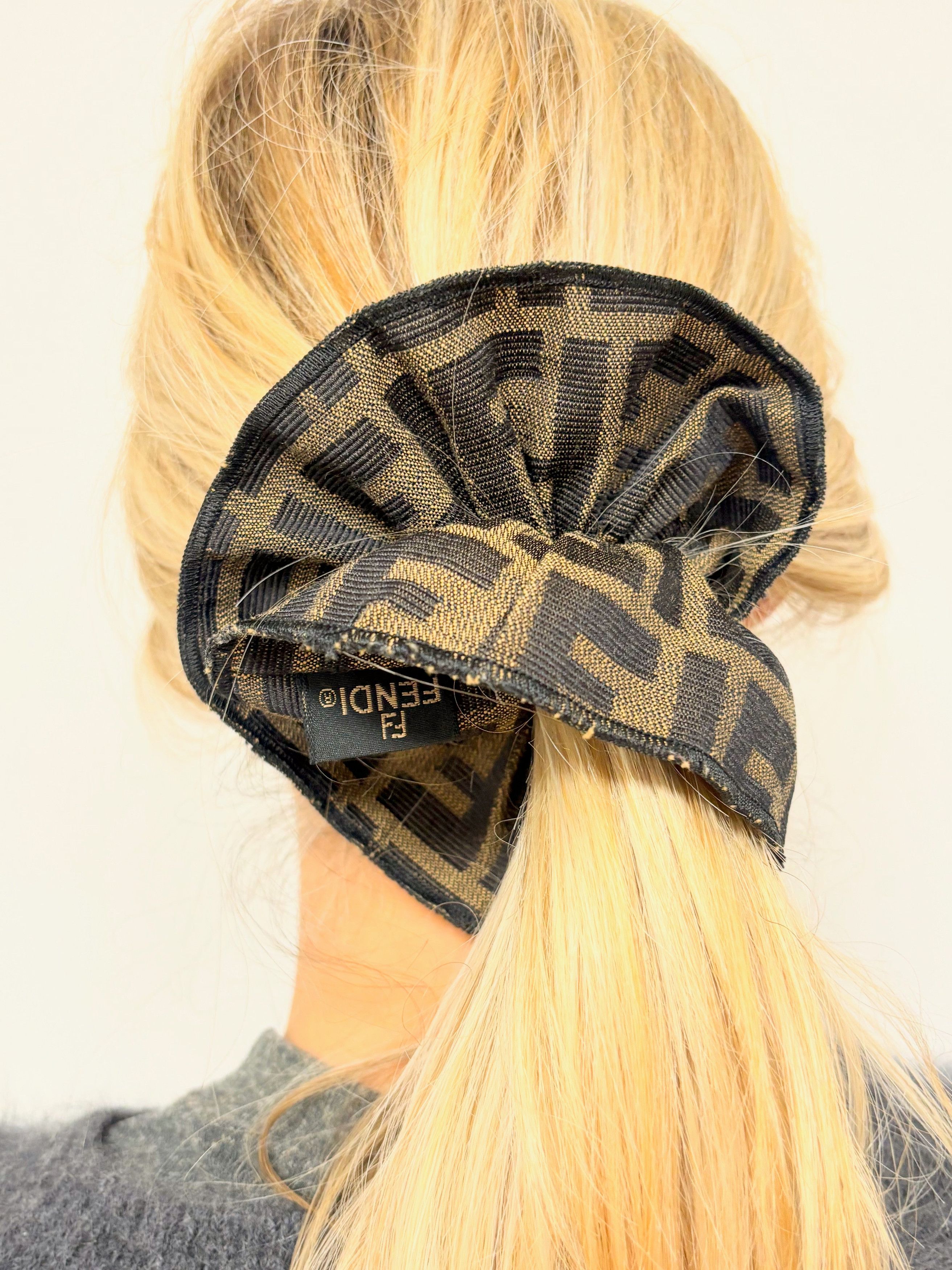 Fendi Chouchou Zucca Size ONE SIZE - 6 Thumbnail