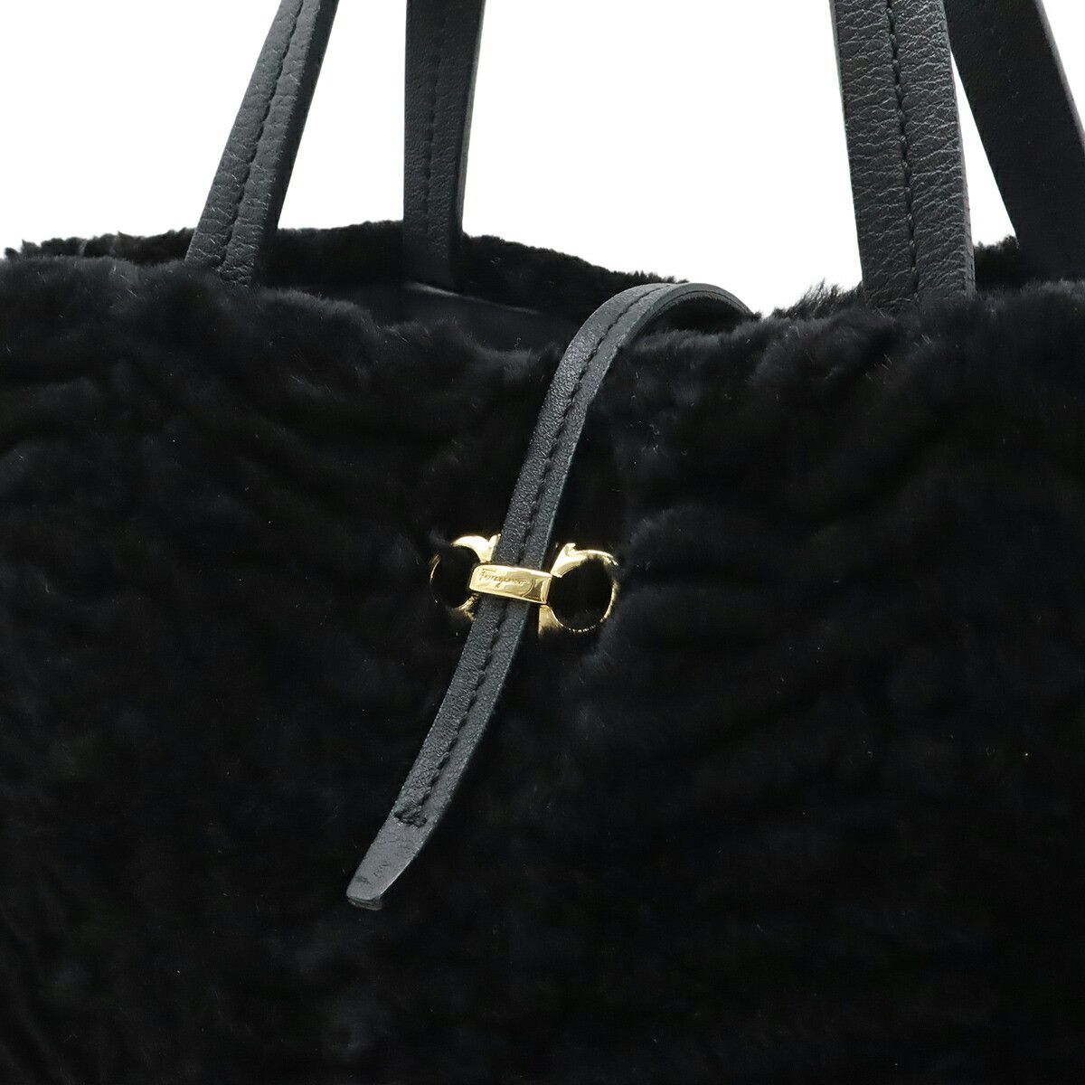 Salvatore Ferragamo Salvatore Ferragamo Salvatore Ferragamo Gancini Fur 2way Bag Fur Tote Bag FJ-21 D415 DUTY FREE for USA Size ONE SIZE - 7 Thumbnail