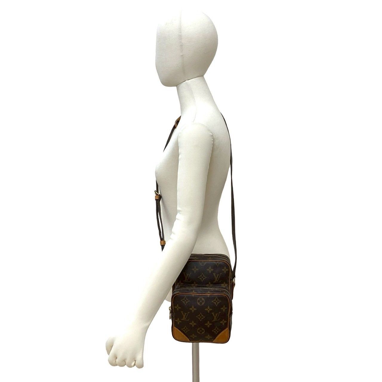 Louis Vuitton Louis Vuitton Louis Vuitton Amazon Monogram Leather Shoulder Bag Textile Shoulder Bag DUTY FREE for USA Size ONE SIZE - 3 Thumbnail