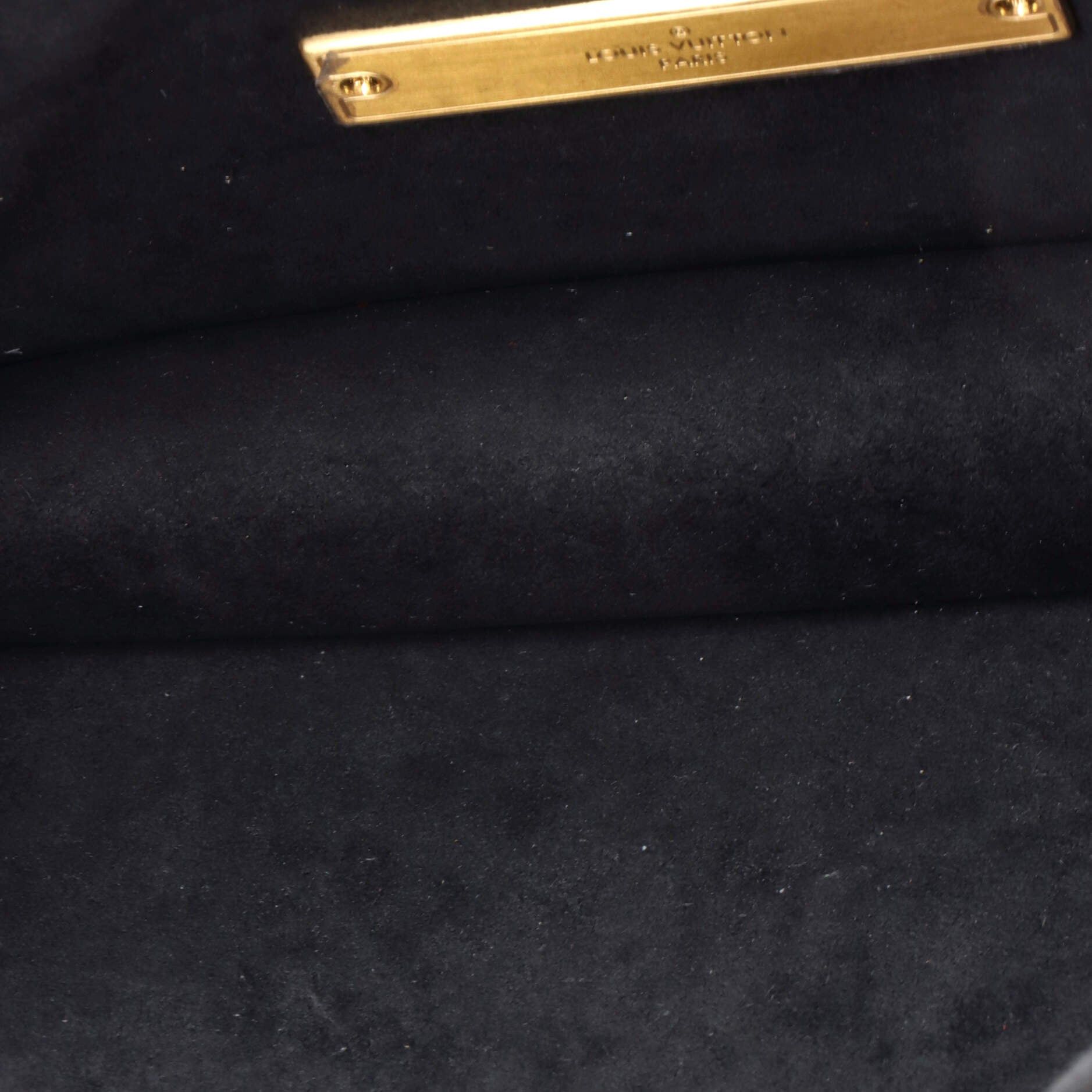 Louis Vuitton Dauphine Shoulder Bag Size ONE SIZE - 5 Thumbnail