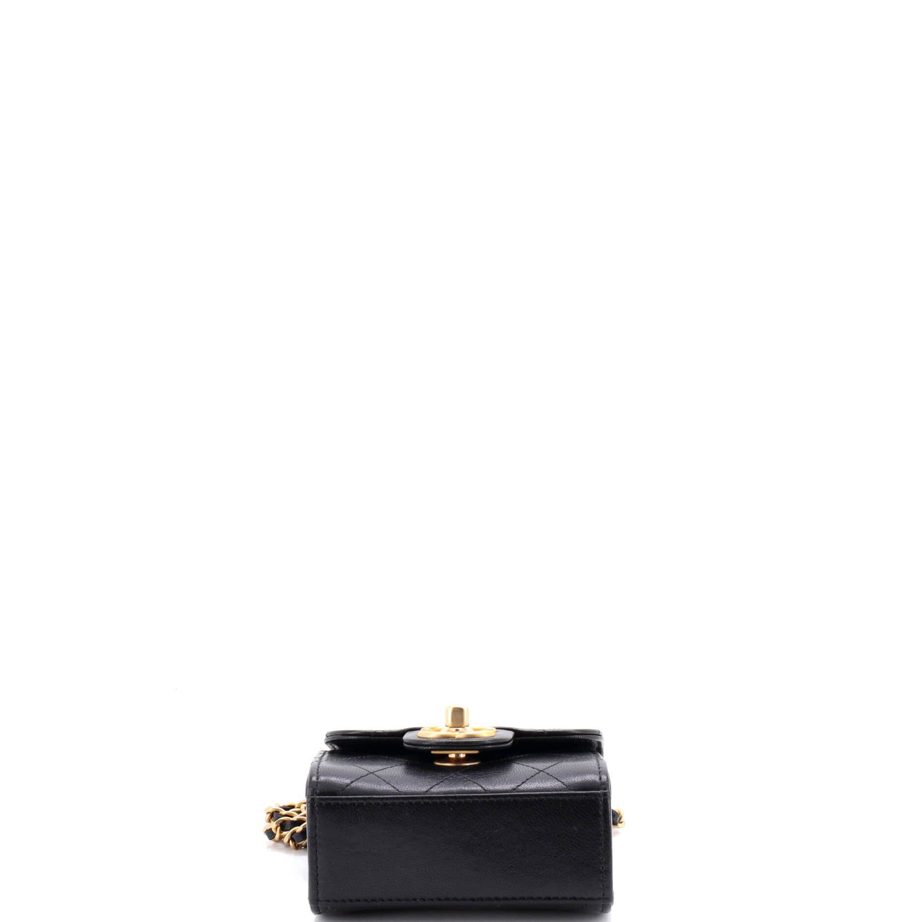 Chanel Chic Pearls Flap Clutch with Chain Size ONE SIZE - 4 Thumbnail