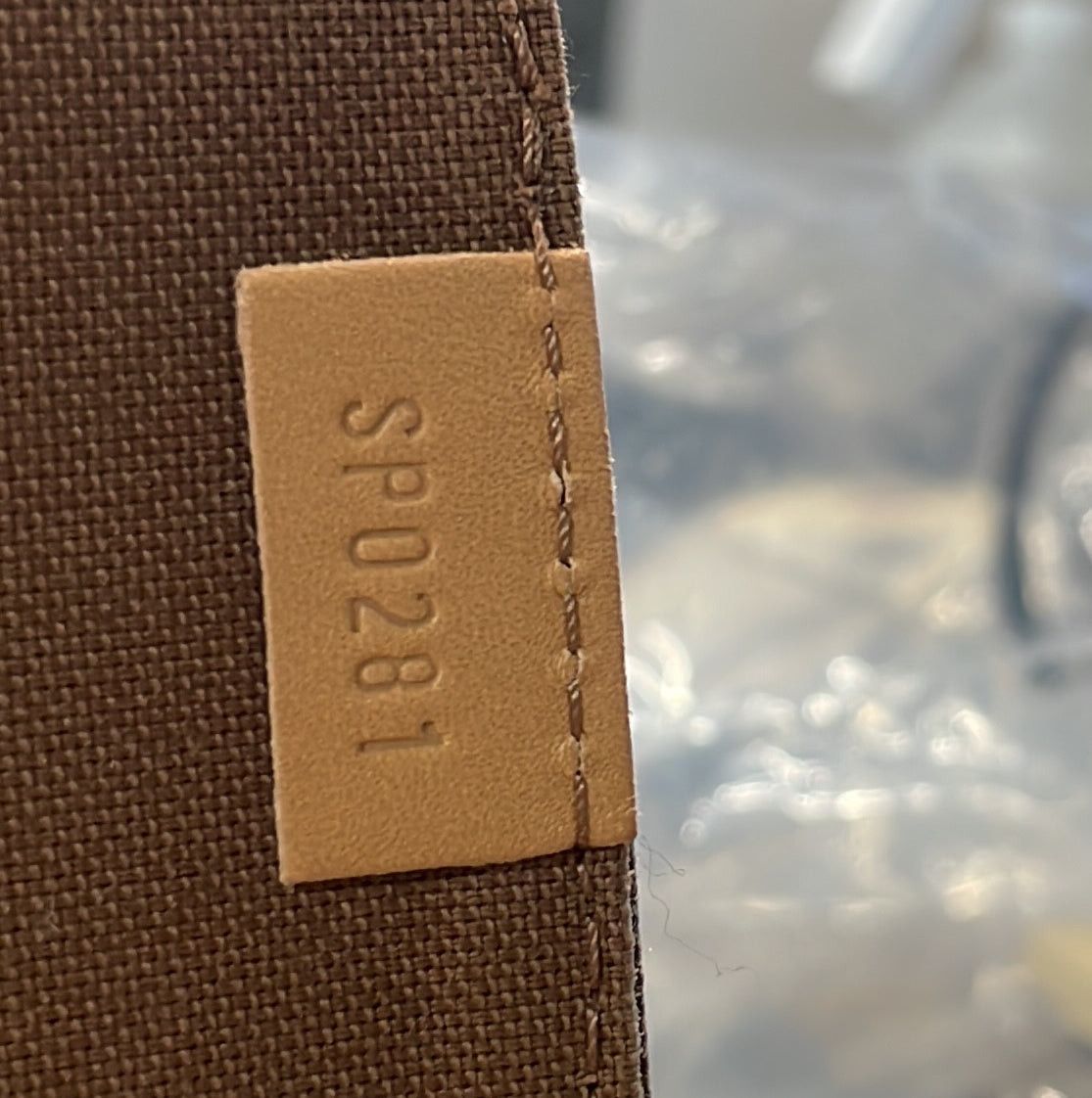 Louis Vuitton Petit Sac Plat Bag Size ONE SIZE - 9 Thumbnail