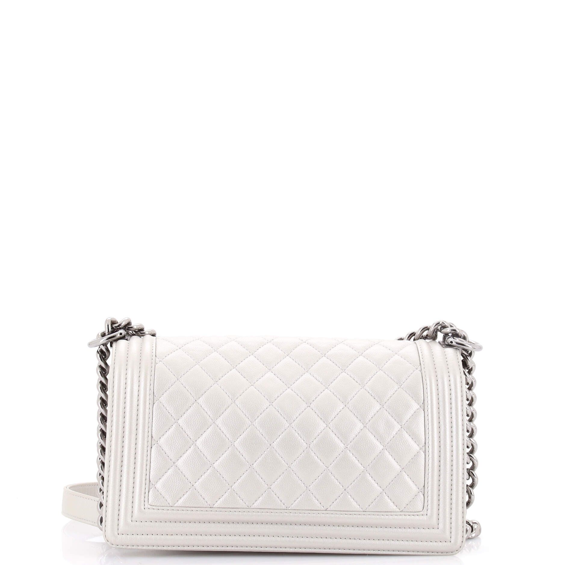 Chanel Boy Flap Bag Size ONE SIZE - 4 Thumbnail