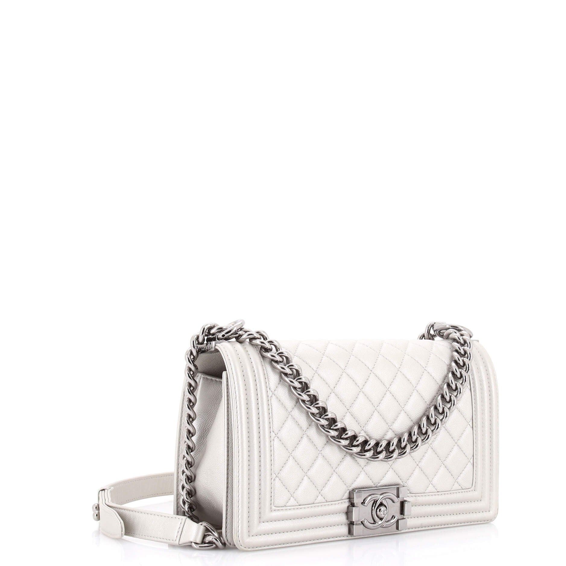 Chanel Boy Flap Bag Size ONE SIZE - 3 Thumbnail
