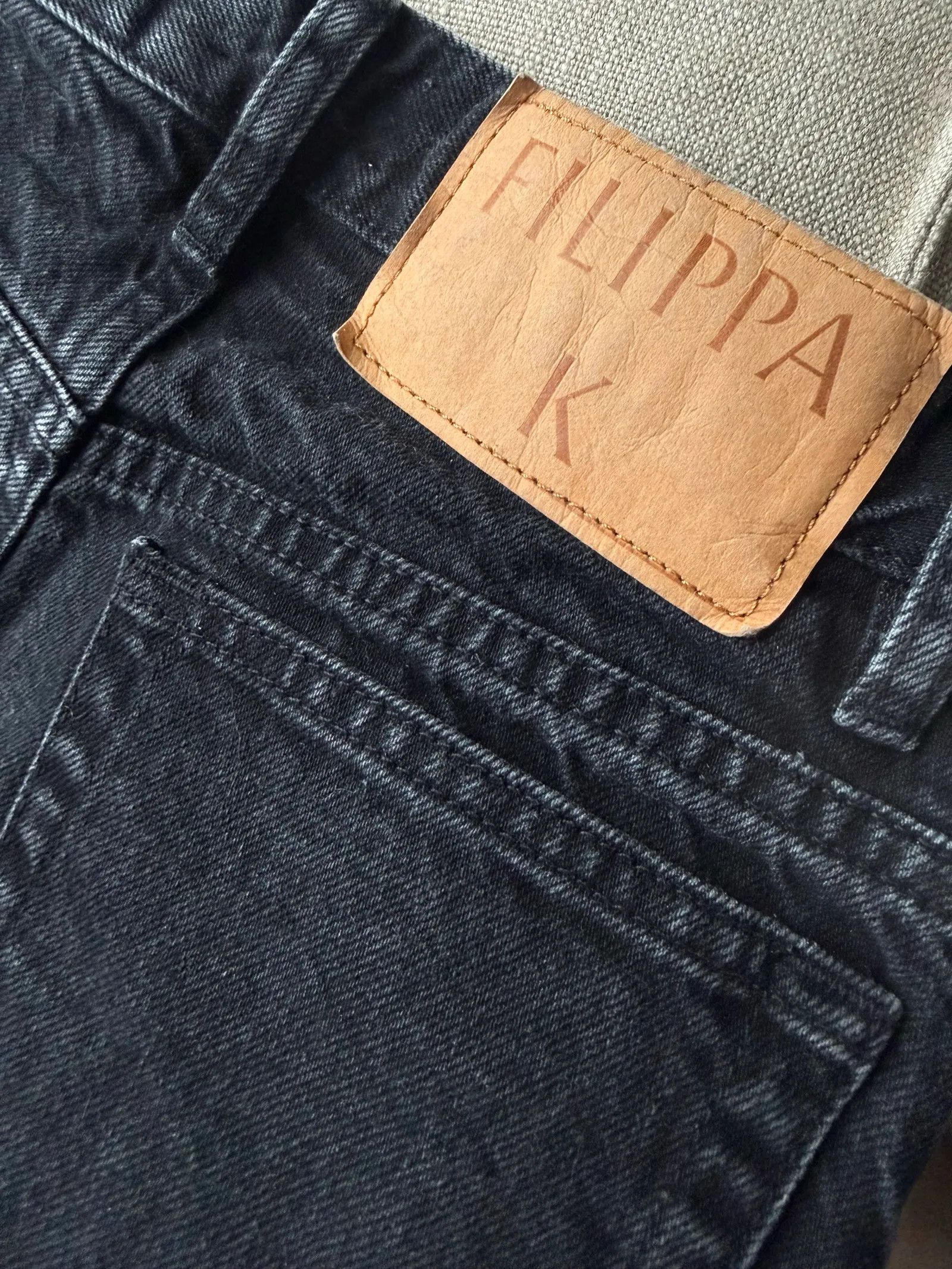 Filippa K Filippa K Baggy Tapered Jeans Jeans Size 25" / US 0 / IT 36 - 6 Thumbnail