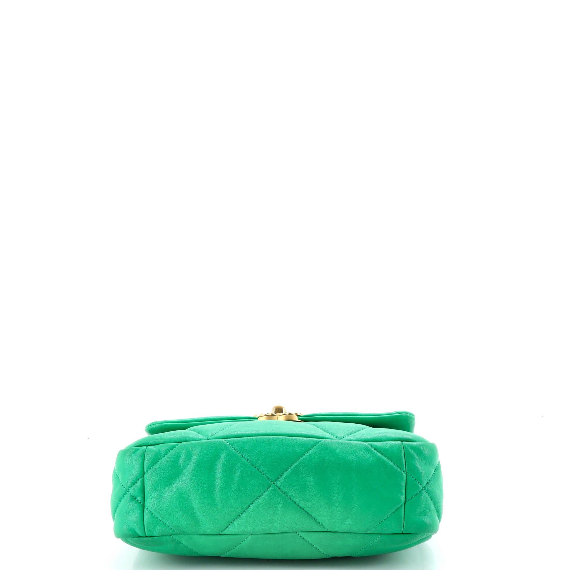 Chanel 19 Flap Bag Size ONE SIZE - 5 Thumbnail