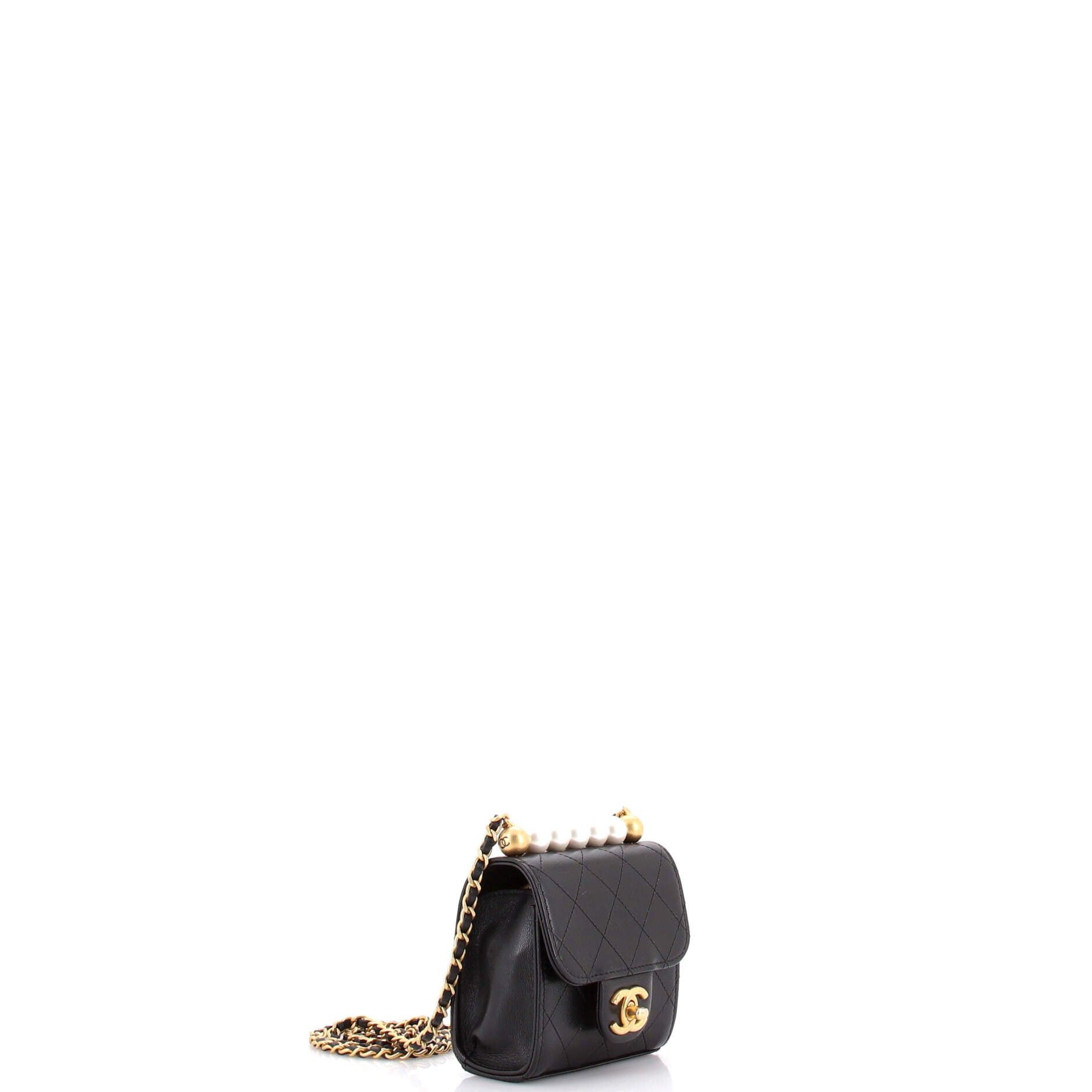 Chanel Chic Pearls Flap Clutch with Chain Size ONE SIZE - 3 Thumbnail
