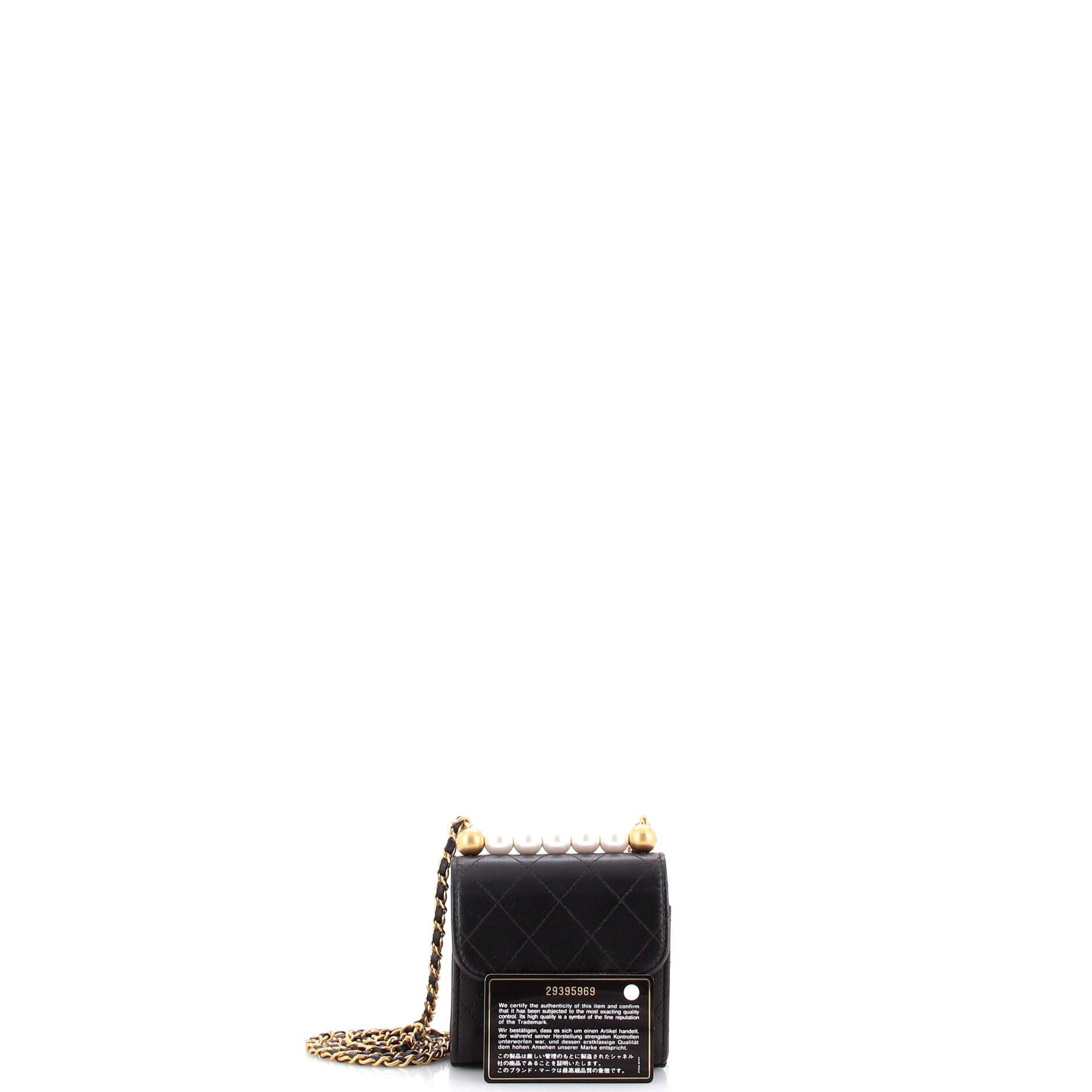 Chanel Chic Pearls Flap Clutch with Chain Size ONE SIZE - 2 Thumbnail