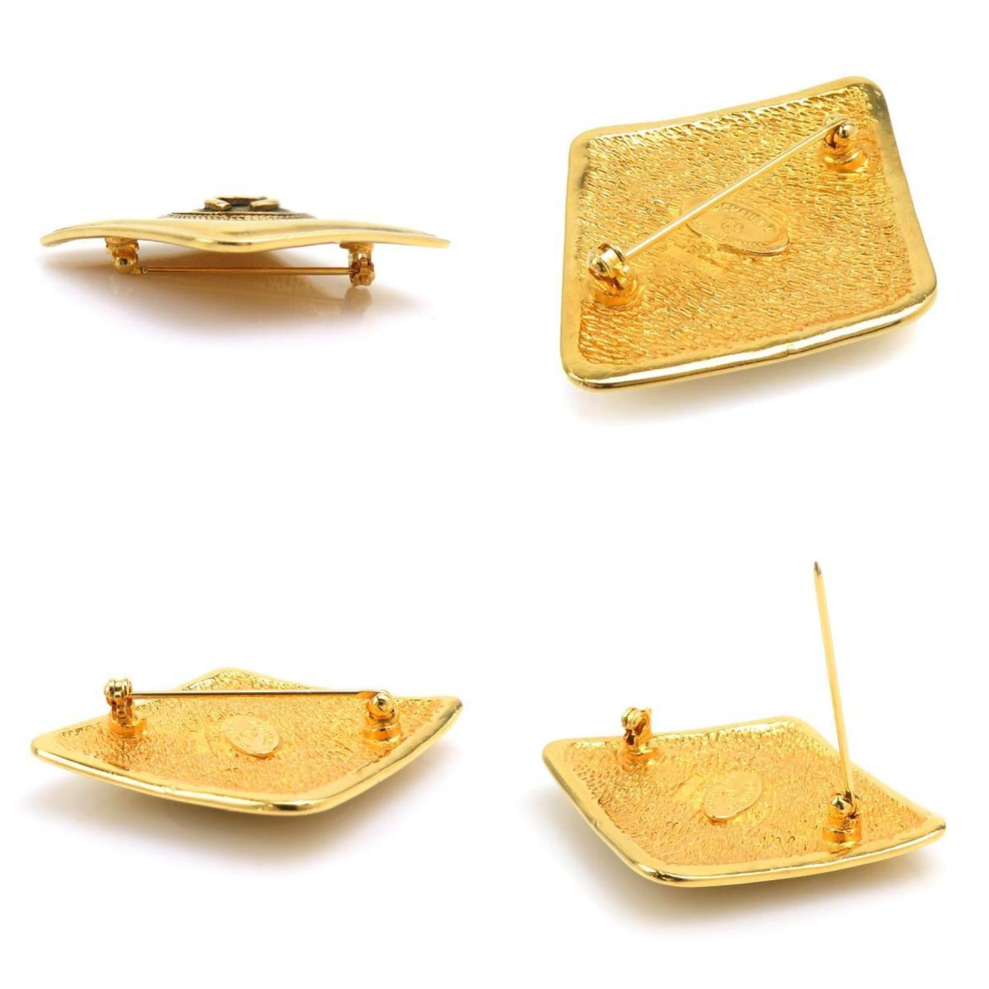 Chanel CHANEL Coco Mark Metal Gold Brooch for Women e61412i Size ONE SIZE - 3 Thumbnail