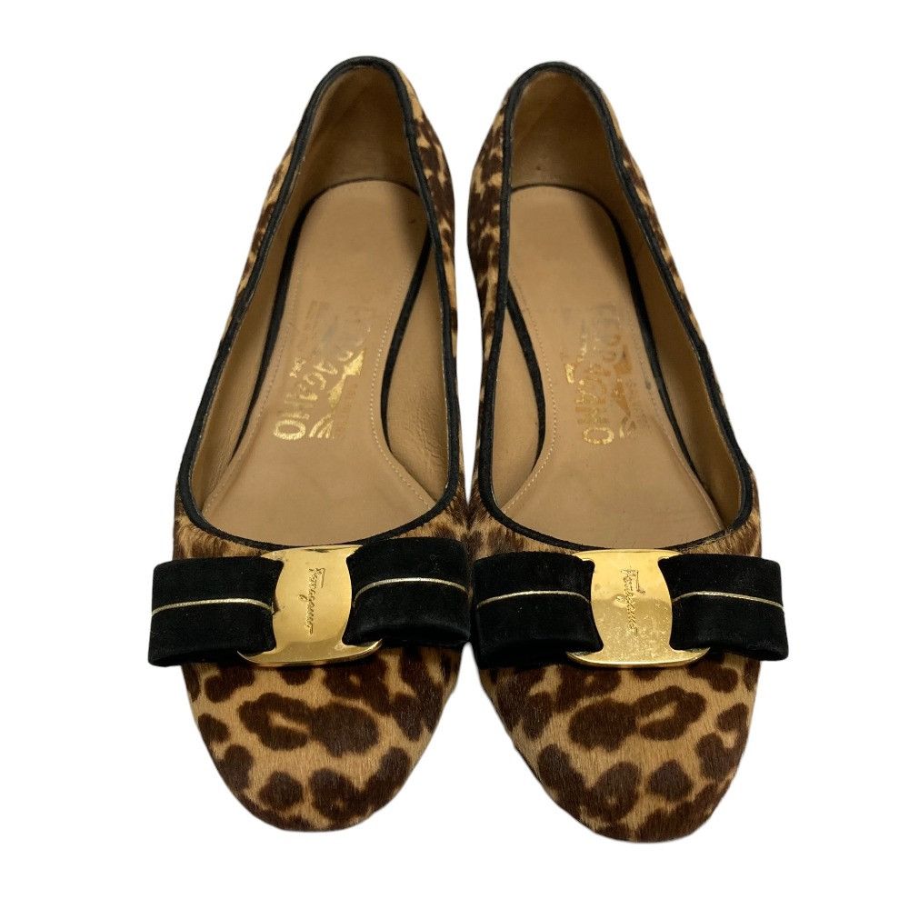 Salvatore Ferragamo Salvatore Ferragamo Salvatore Ferragamo Vara Leopard Haircalf Pumps Fur Shoes DUTY FREE for USA Size ONE SIZE - 2 Thumbnail