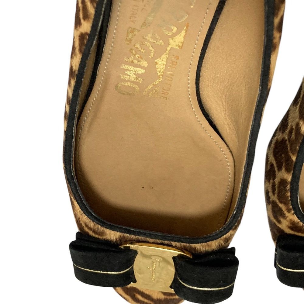 Salvatore Ferragamo Salvatore Ferragamo Salvatore Ferragamo Vara Leopard Haircalf Pumps Fur Shoes DUTY FREE for USA Size ONE SIZE - 11 Thumbnail