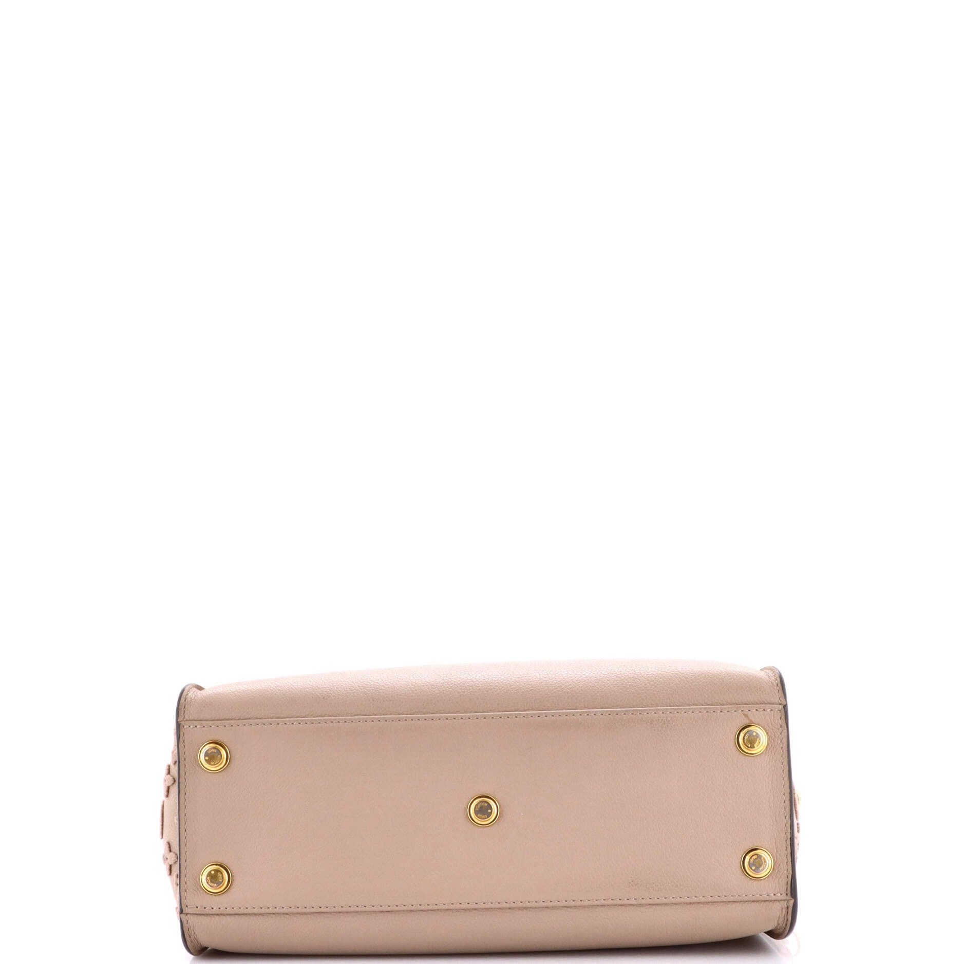 Louis Vuitton On My Side Tote Size ONE SIZE - 4 Thumbnail