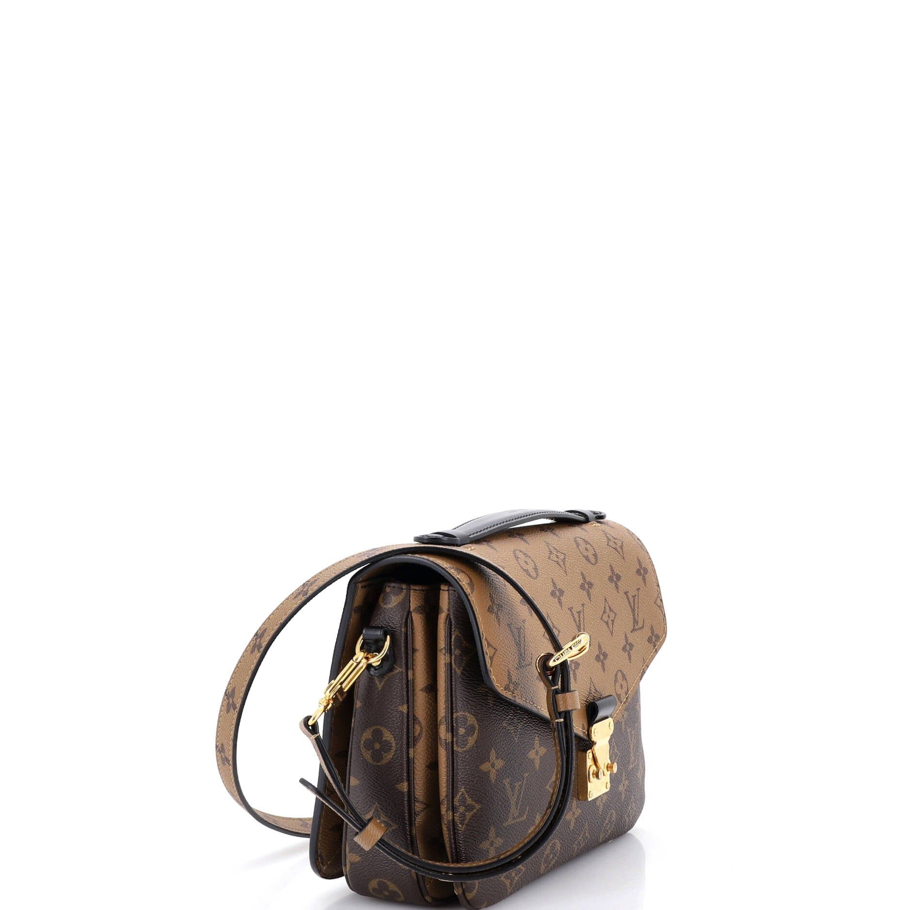 Louis Vuitton Pochette Metis Size ONE SIZE - 2 Thumbnail