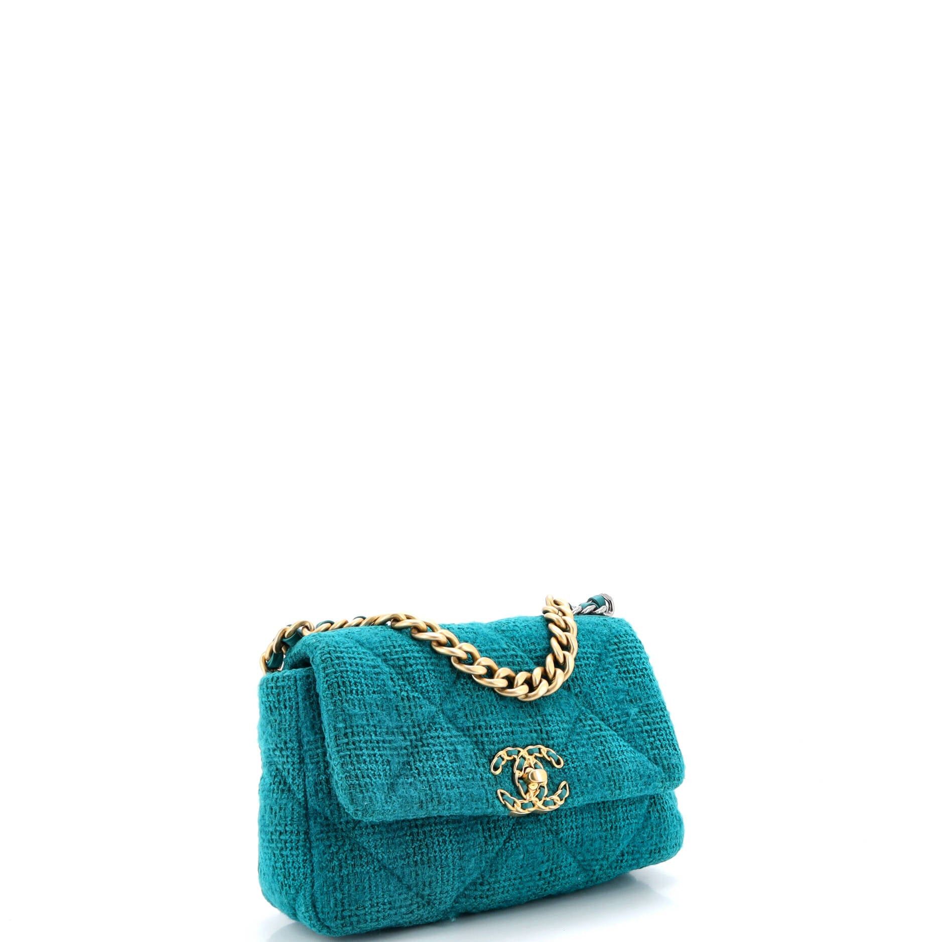 Chanel 19 Flap Bag Size ONE SIZE - 3 Thumbnail