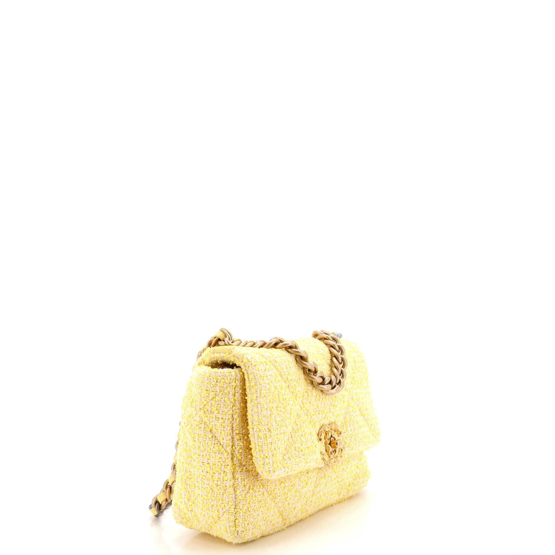 Chanel 19 Flap Bag Size ONE SIZE - 3 Thumbnail