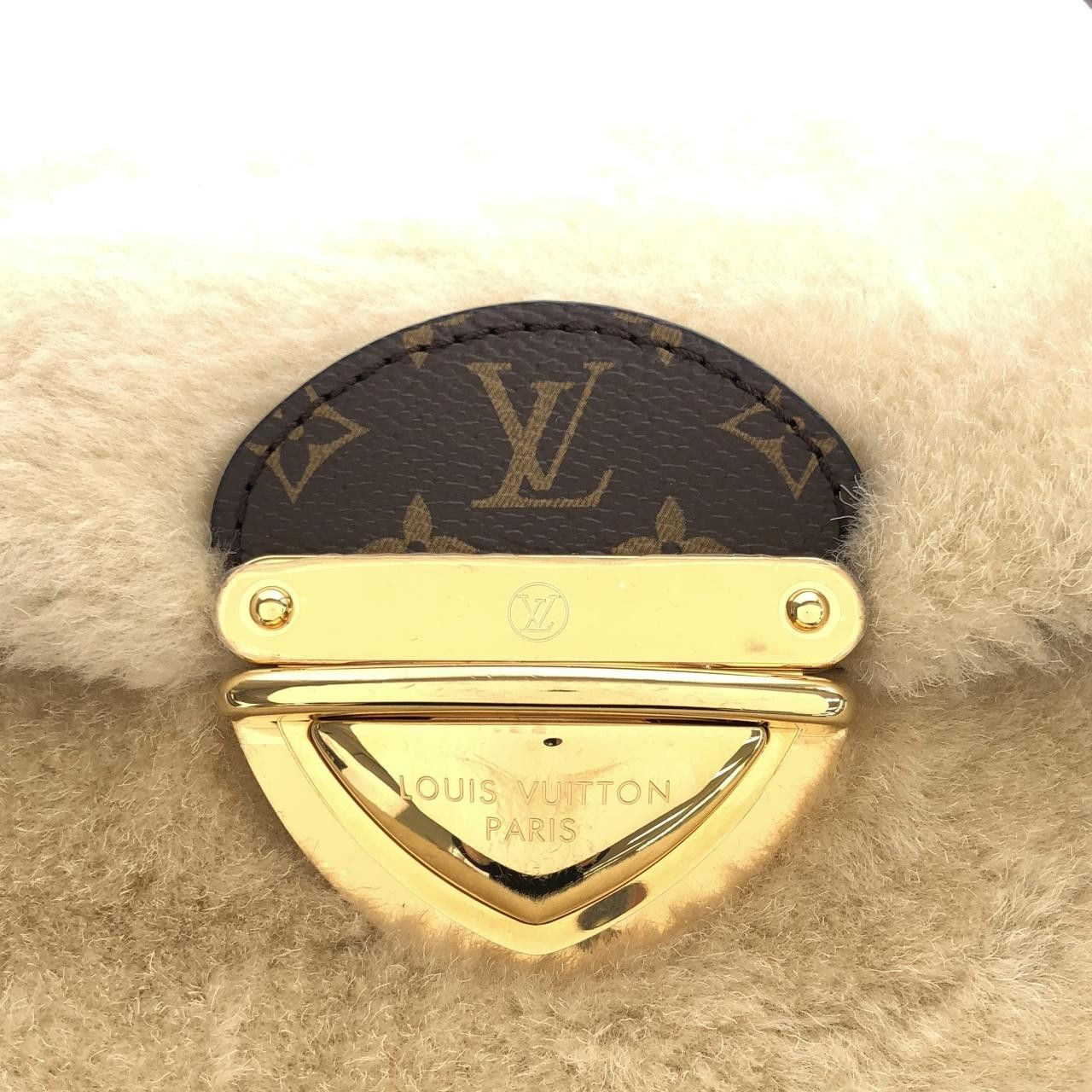 Louis Vuitton Louis Vuitton Louis Vuitton Cozygram Sunset Shearling Coated Canvas Shoulder Bag Fur Shoulder Bag M12097 DUTY FREE for USA Size ONE SIZE - 4 Thumbnail