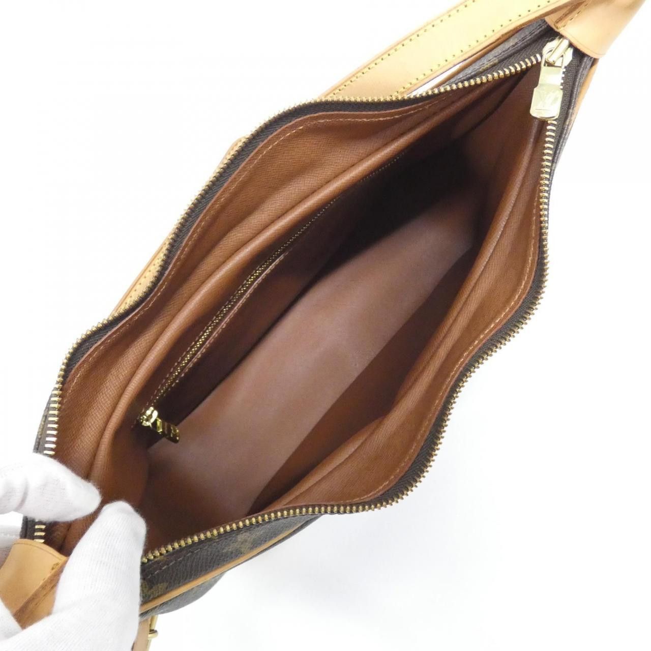 Louis Vuitton Louis Vuitton Louis Vuitton Monogram Shoulder Bag Textile Shoulder Bag M51265 DUTY FREE for USA Size ONE SIZE - 6 Thumbnail
