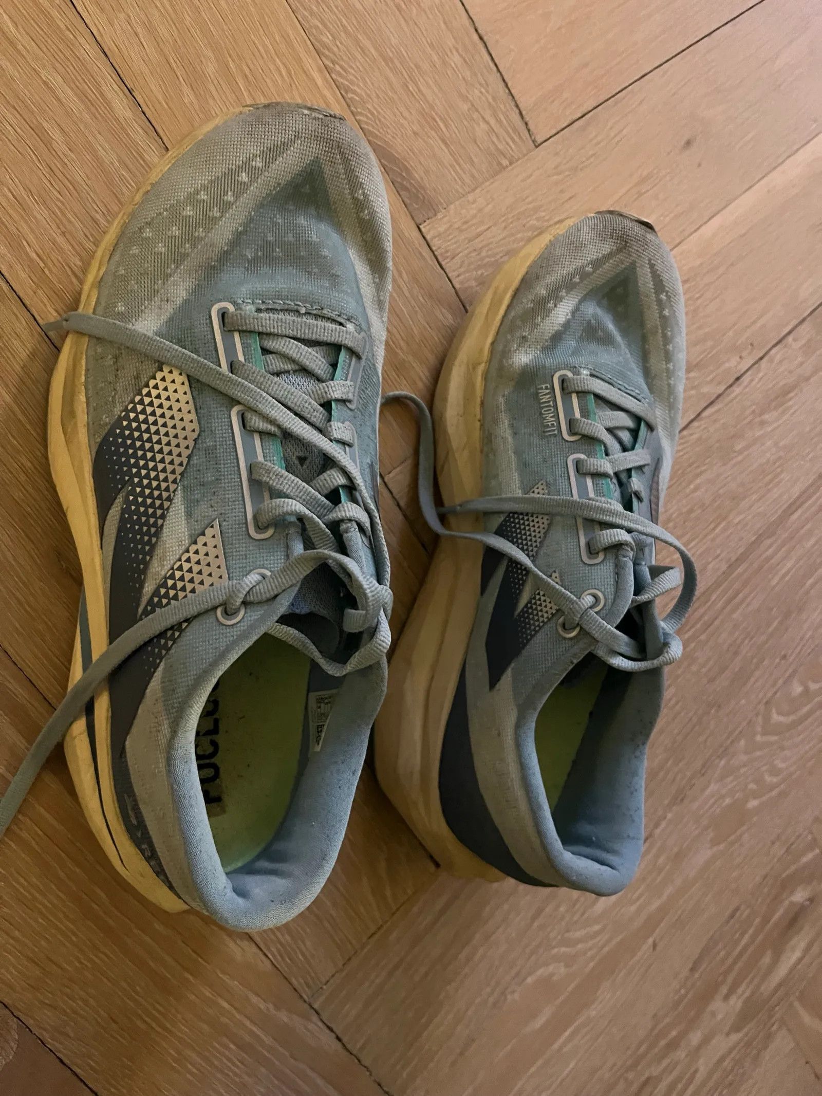 New Balance New Balance Shoes Size US 10 / IT 40 - 2 Thumbnail