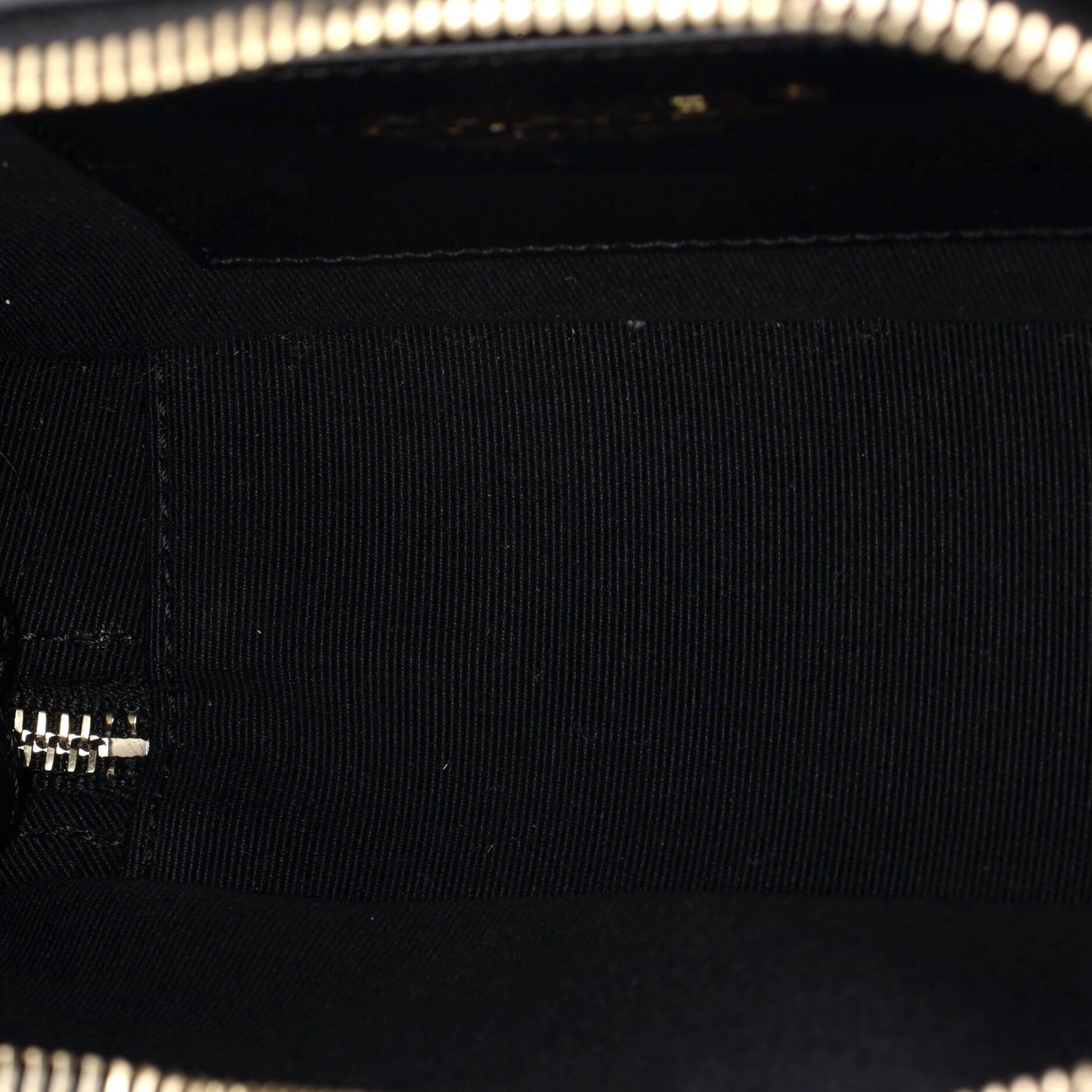 Chanel CC Pearl Zip Around Top Handle Vanity Case with Chain Size ONE SIZE - 5 Thumbnail