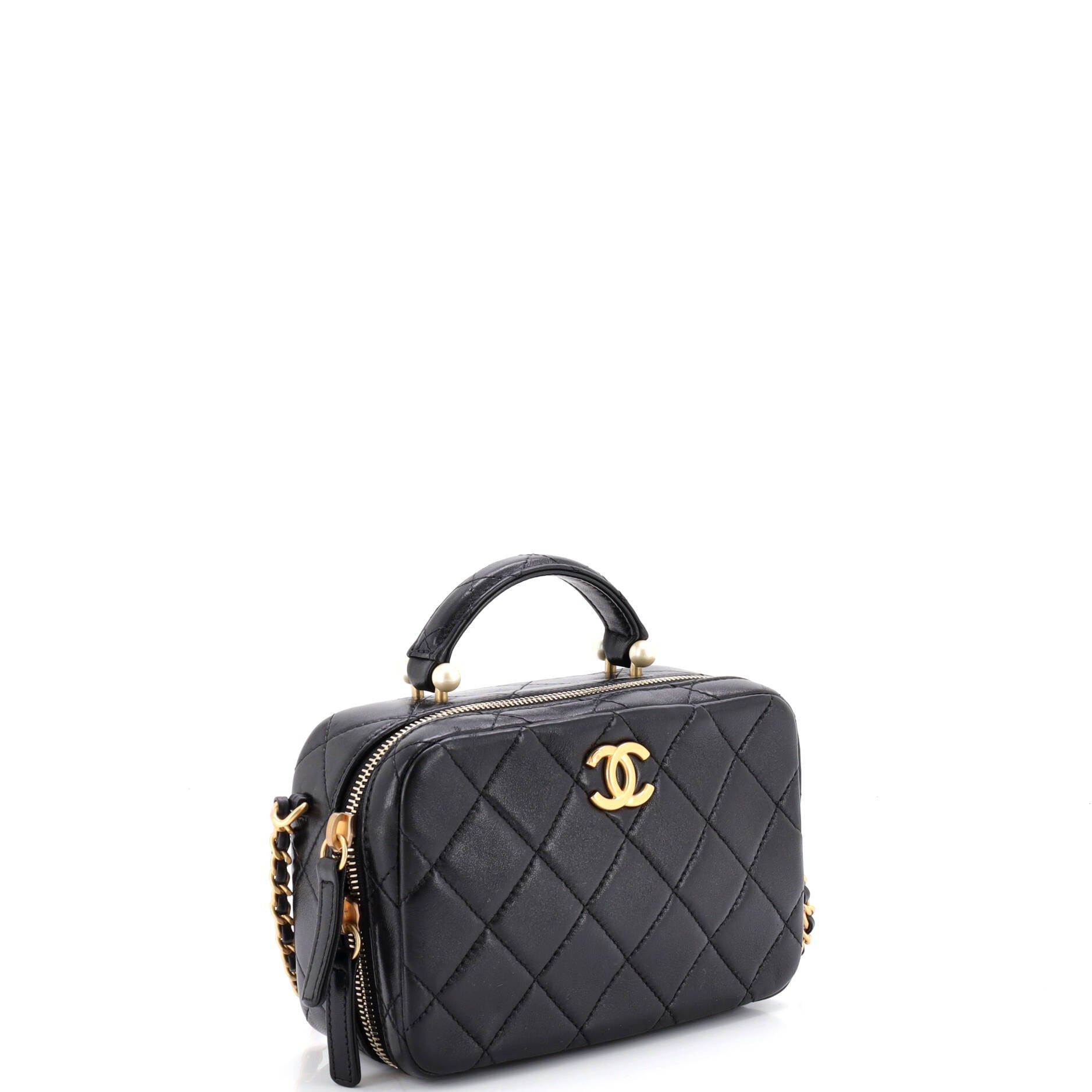 Chanel CC Pearl Zip Around Top Handle Vanity Case with Chain Size ONE SIZE - 2 Thumbnail