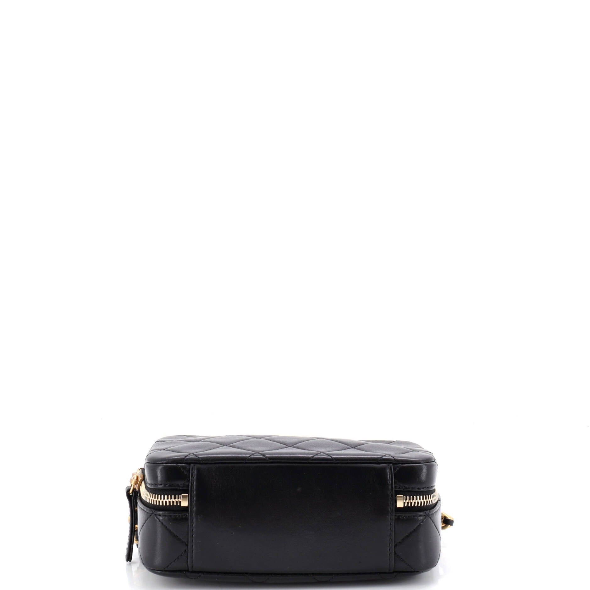 Chanel CC Pearl Zip Around Top Handle Vanity Case with Chain Size ONE SIZE - 4 Thumbnail