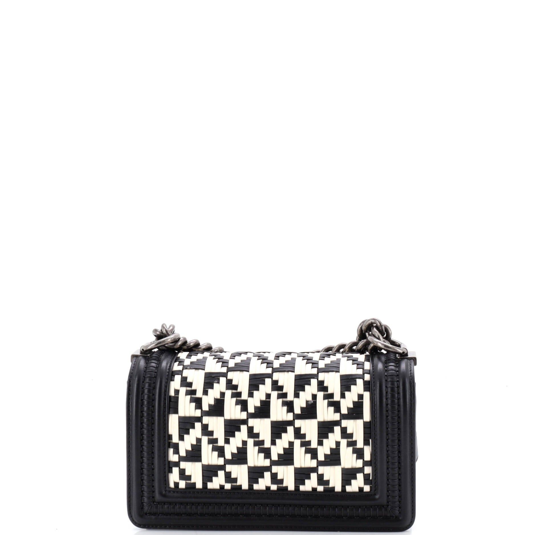 Chanel Boy Flap Bag Size ONE SIZE - 3 Thumbnail
