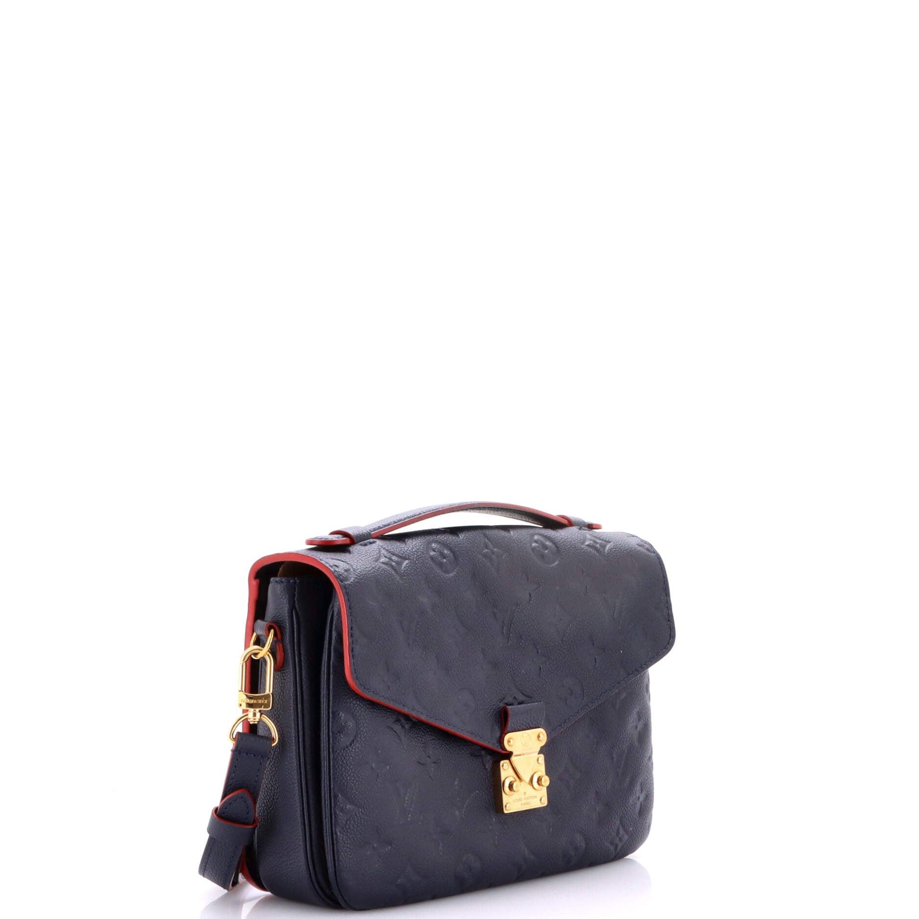 Louis Vuitton Pochette Metis Size ONE SIZE - 2 Thumbnail