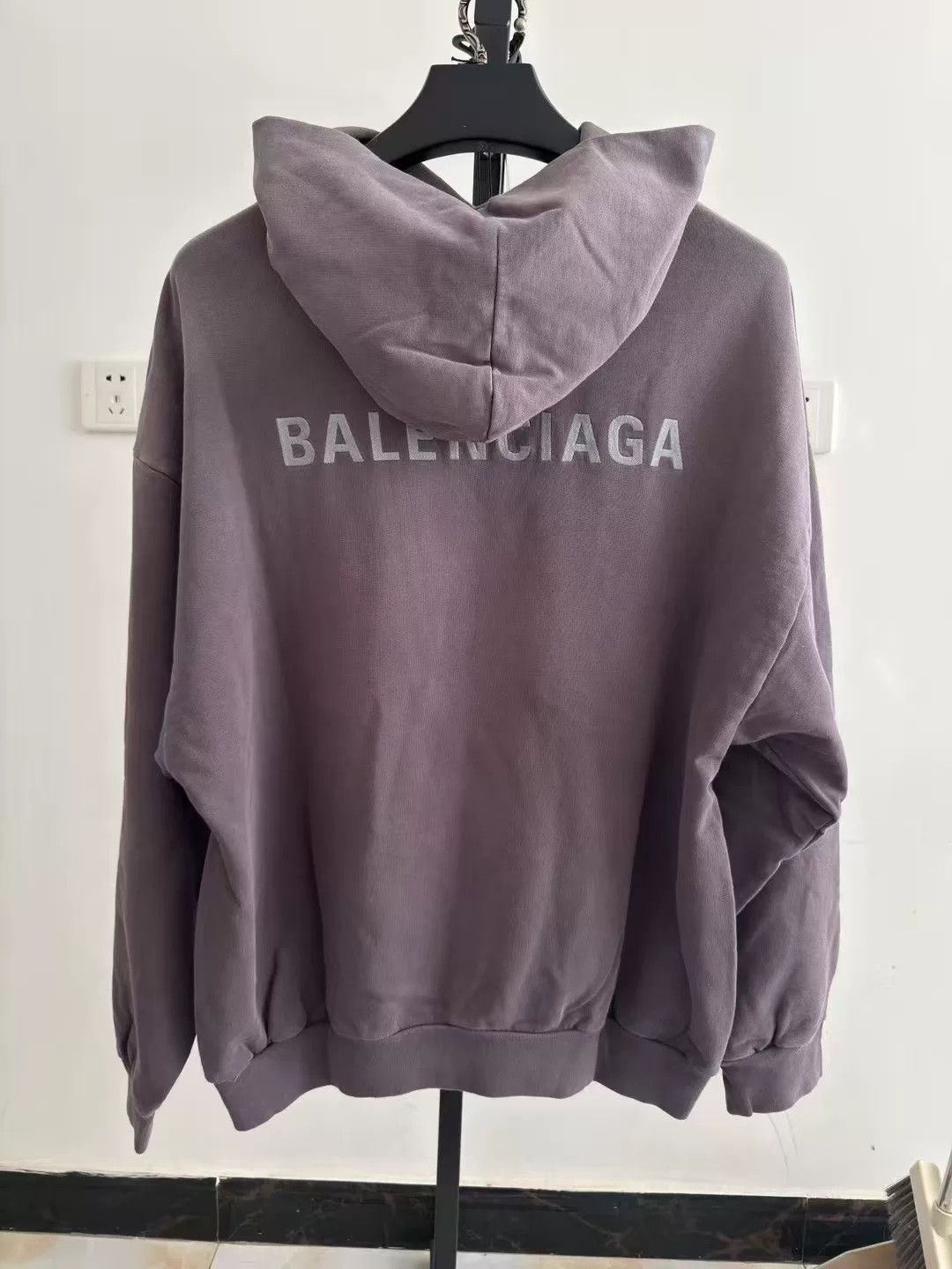 Balenciaga Balenciaga Gradient Embroidered Hoodie Size US L / EU 52-54 / 3 - 2 Thumbnail