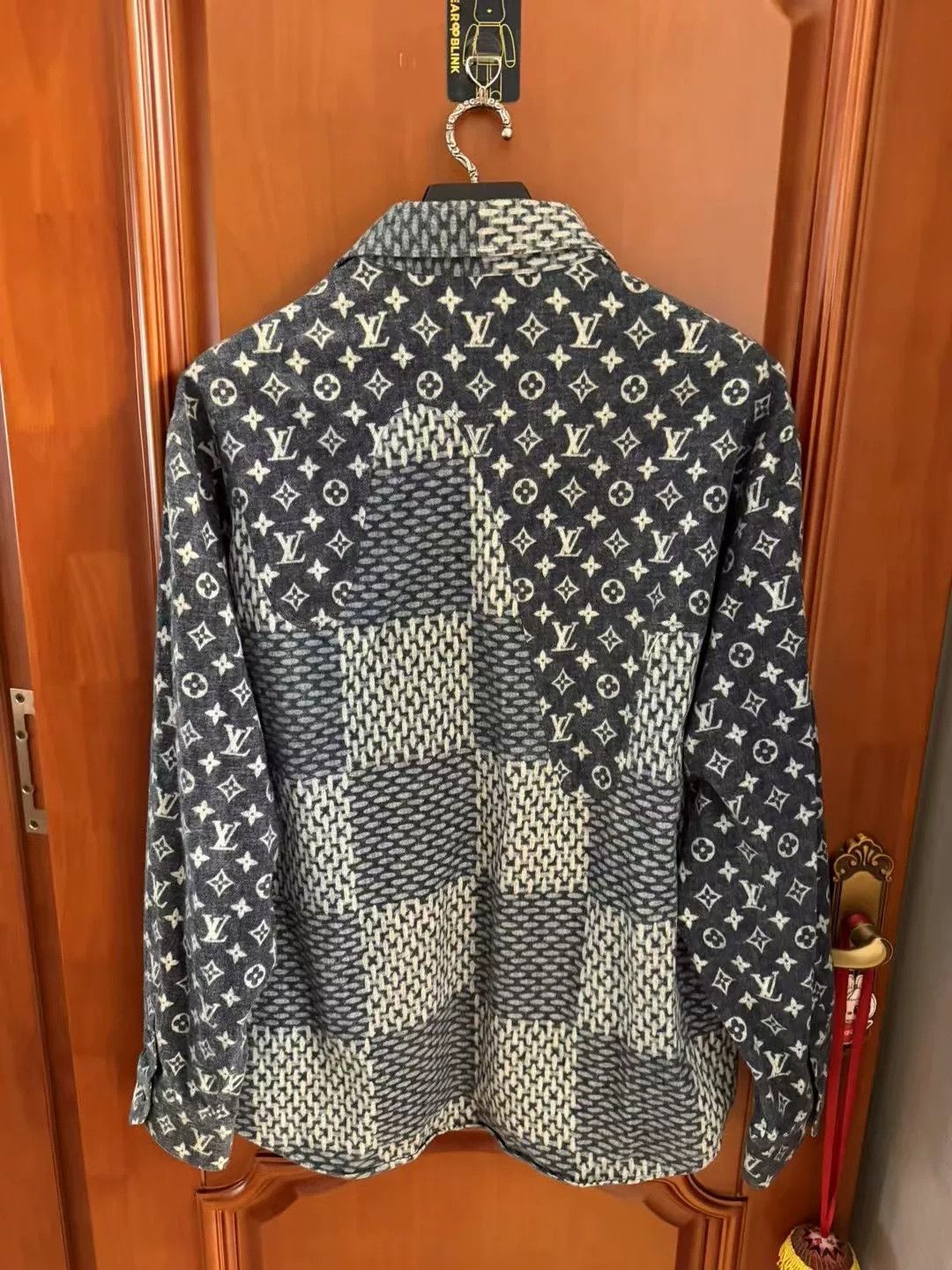 Louis Vuitton LV Monogram Logo Patchwork Shirt XXL Size US XXL / EU 58 / 5 - 2 Thumbnail
