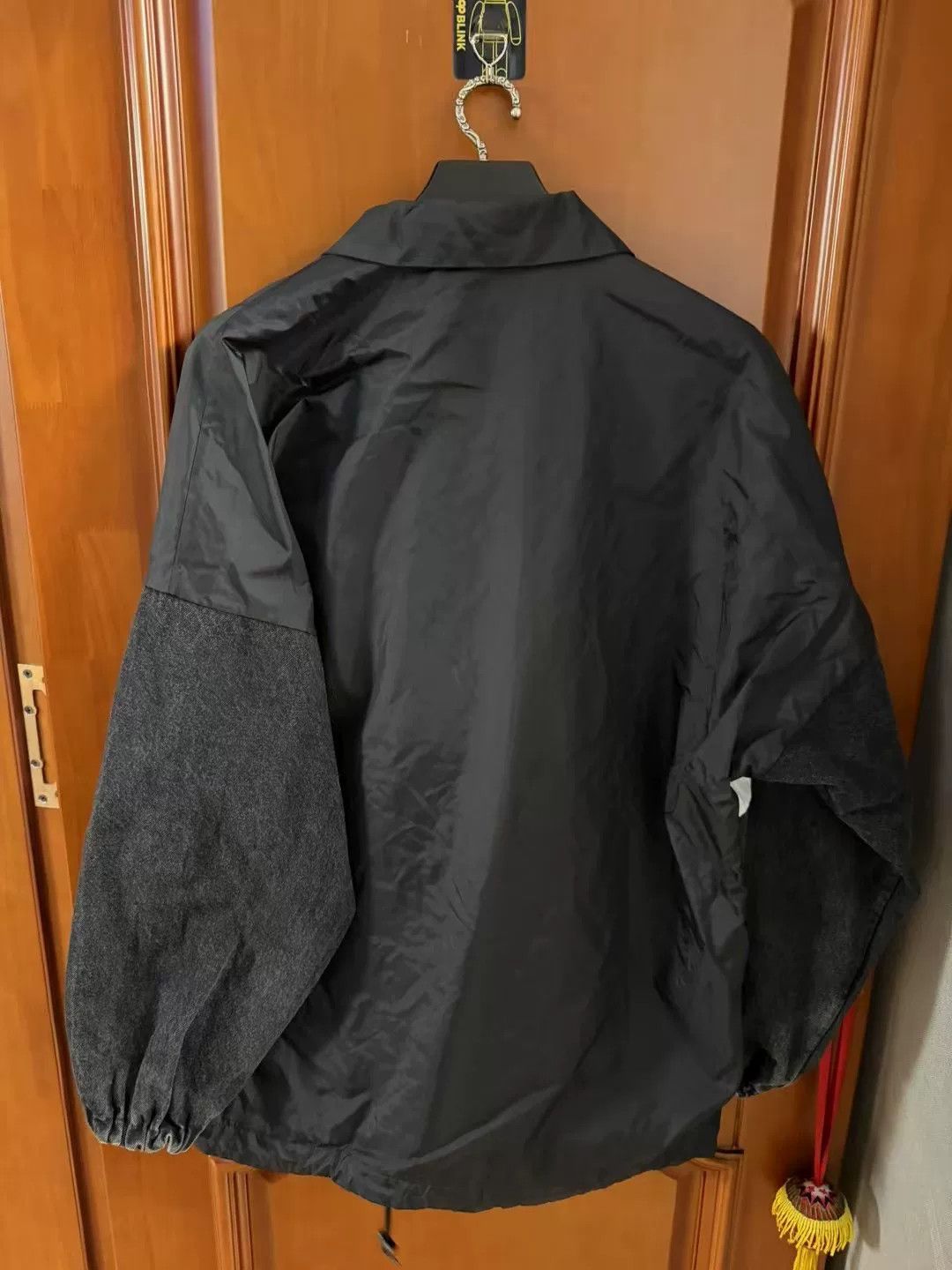 Balenciaga Balenciaga Black White Patchwork Coat Size 36 Size XS / US 0-2 / IT 36-38 - 2 Thumbnail
