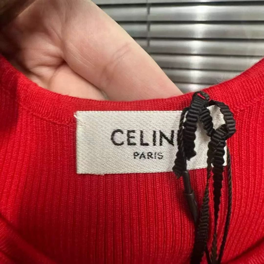 Celine Celine Red Slogan Tank Top S Size S / US 4 / IT 40 - 2 Thumbnail