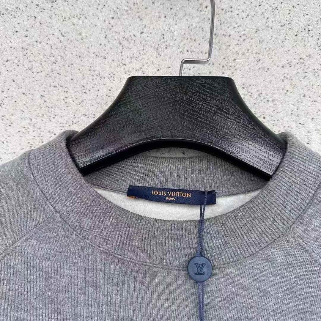 Louis Vuitton Louis Vuitton Nigo Heart Sweatshirt Size US M / EU 48-50 / 2 - 2 Thumbnail