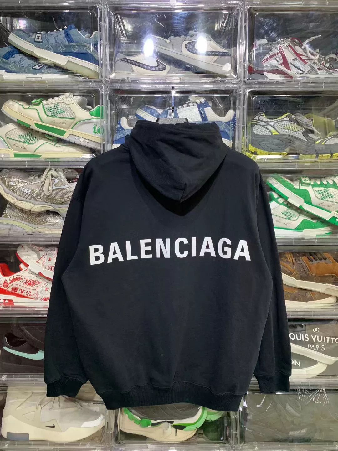 Balenciaga Balenciaga Back Logo Black OS XS Hoodie Size XS / US 0-2 / IT 36-38 - 2 Thumbnail