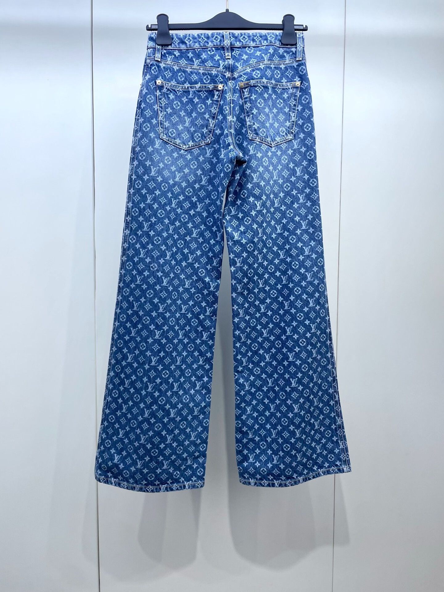Louis Vuitton LV25 Monogram Denim Wide-Leg Pants Size 34" / US 12 / IT 48 - 2 Thumbnail