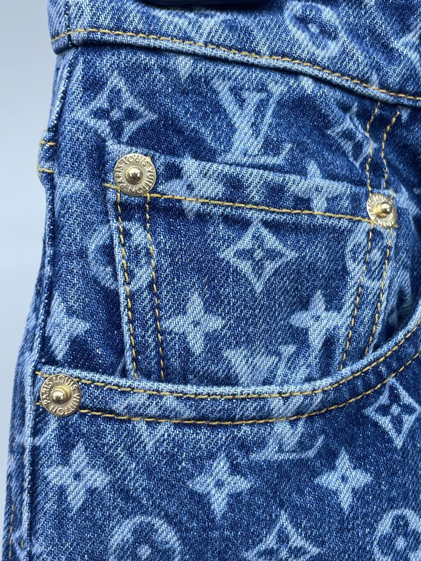 Louis Vuitton LV25 Monogram Denim Wide-Leg Pants Size 34" / US 12 / IT 48 - 3 Thumbnail