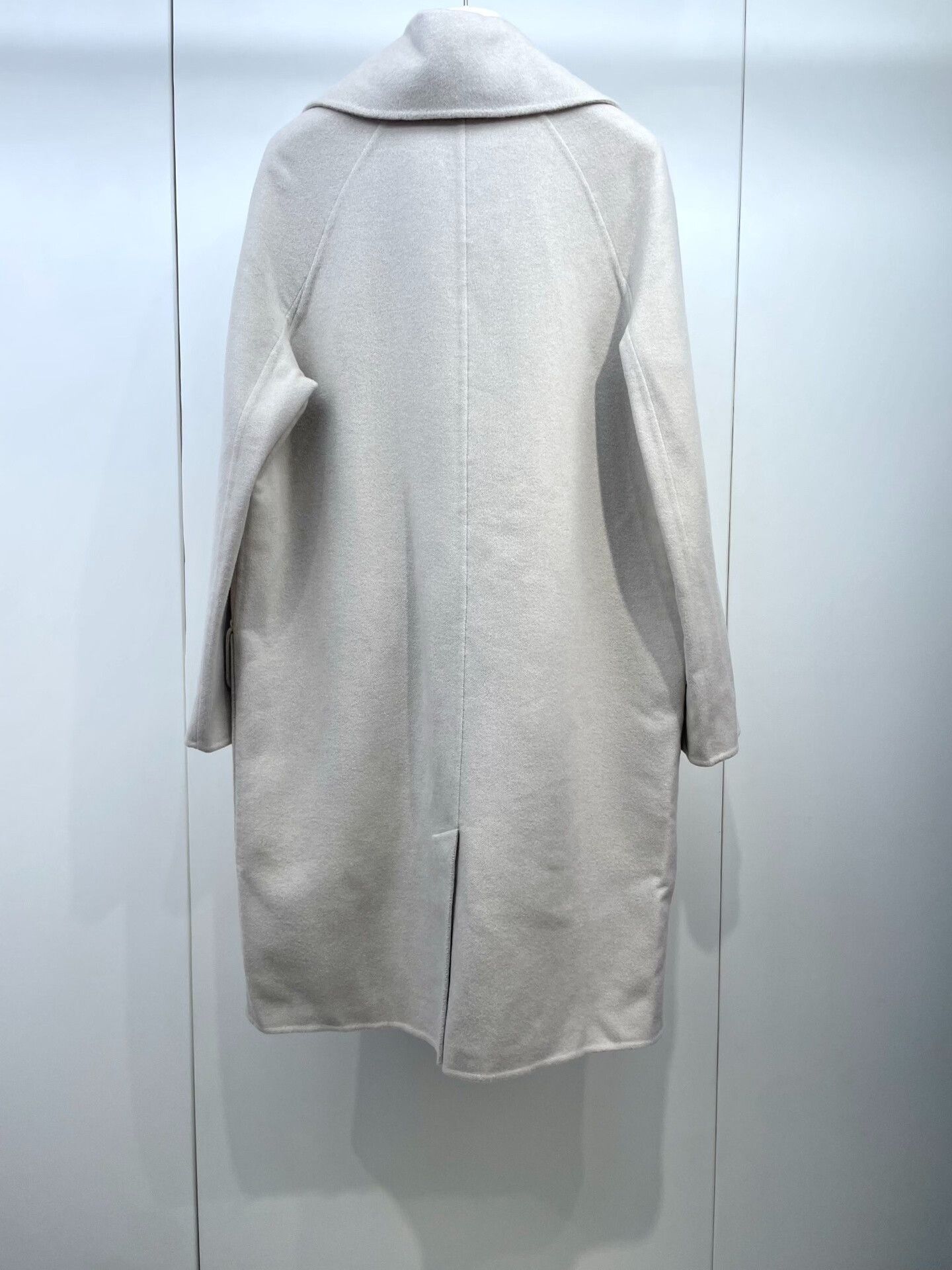 Hermes Hermes Big Pocket Cashmere Coat Size S / US 4 / IT 40 - 2 Thumbnail