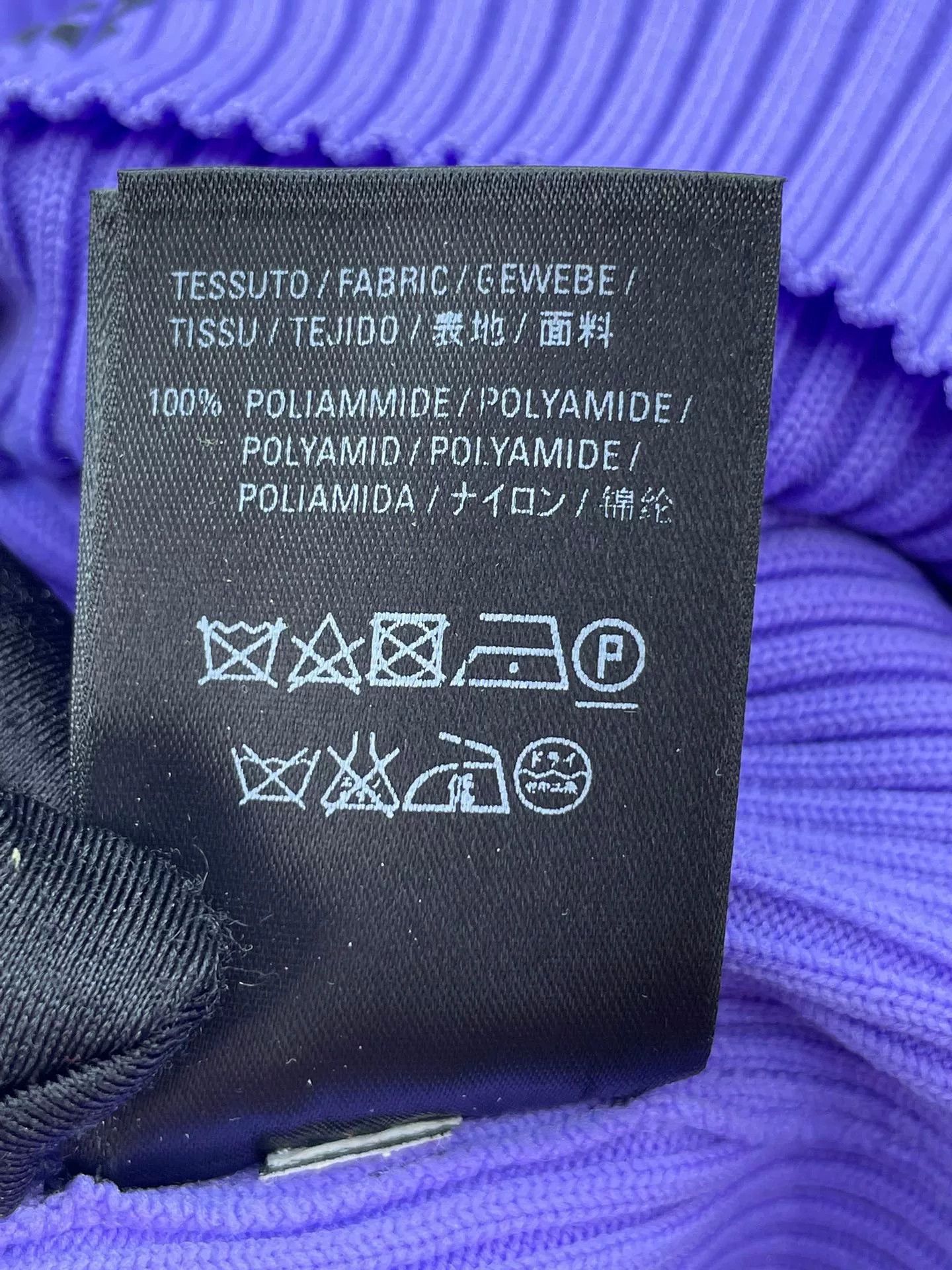 Balenciaga Balenciaga Full Logo Knit Top Size S / US 4 / IT 40 - 7 Thumbnail