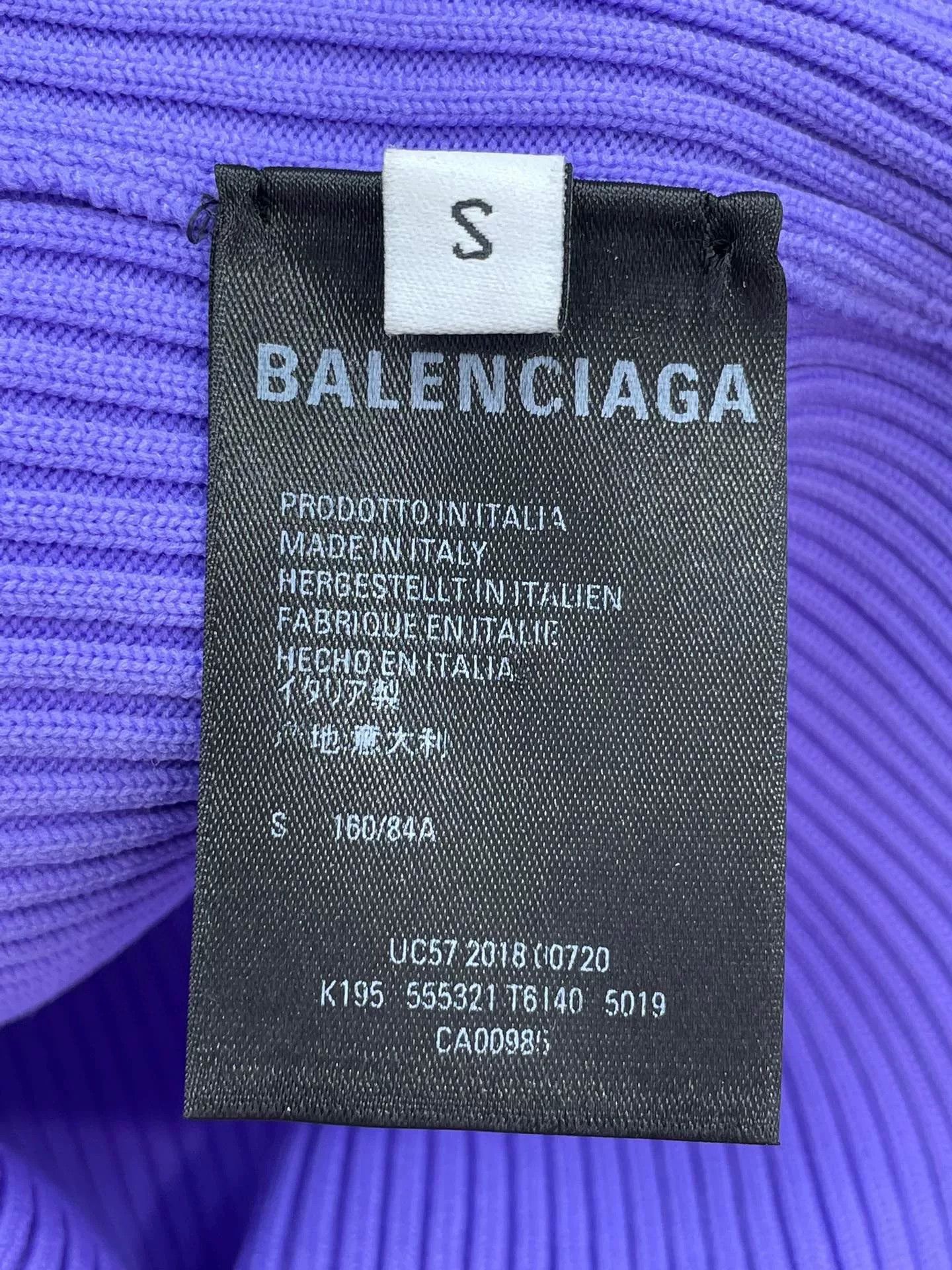 Balenciaga Balenciaga Full Logo Knit Top Size S / US 4 / IT 40 - 6 Thumbnail