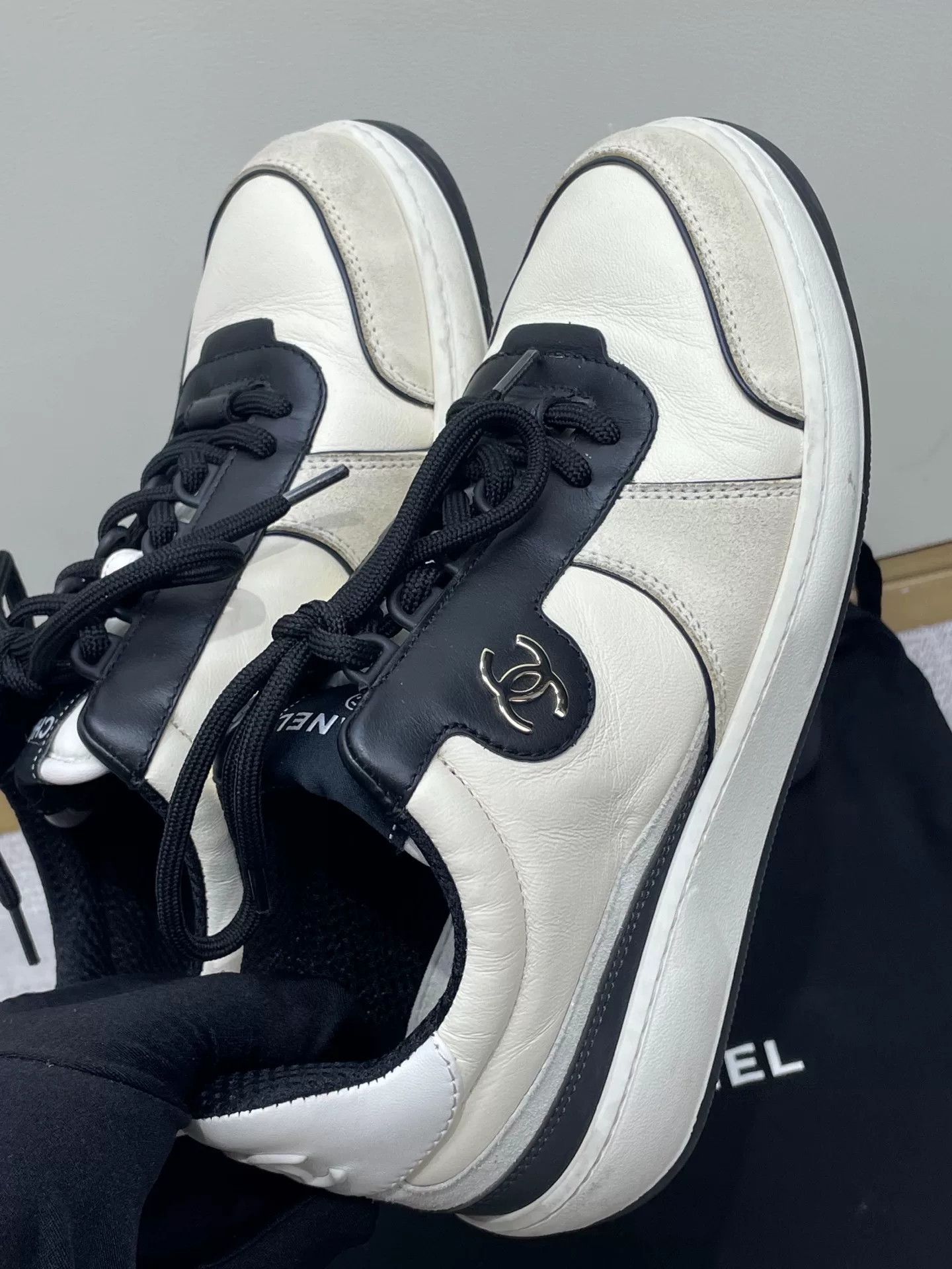 Chanel Chanel 23B Panda Color Block Sneakers Size US 5.5 / IT 35.5 - 2 Thumbnail