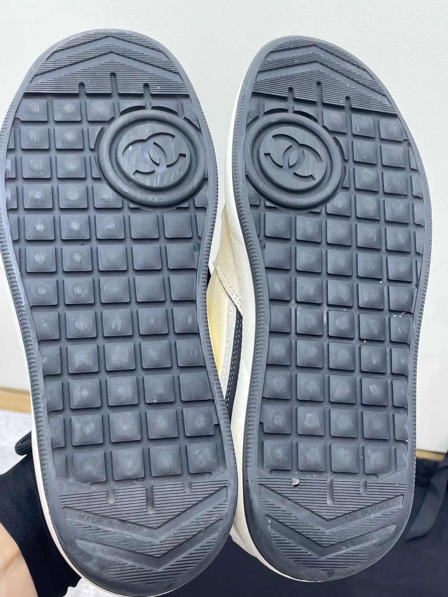 Chanel Chanel 23B Panda Color Block Sneakers Size US 5.5 / IT 35.5 - 6 Thumbnail