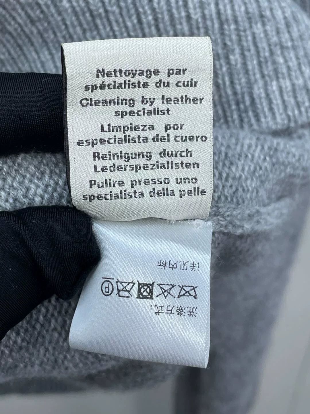 Hermes Hermes Gray Sheepskin Trim Cashmere Sweater Size US M / EU 48-50 / 2 - 7 Thumbnail