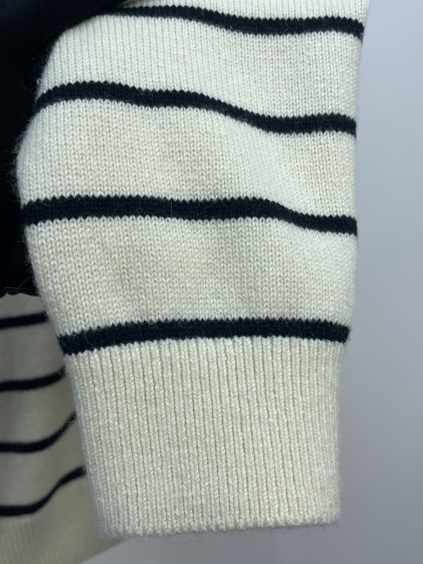 Chanel Chanel 25S Stripe Front-Back Button Cardigan Size XXS / US 00 / IT 34 - 4 Thumbnail