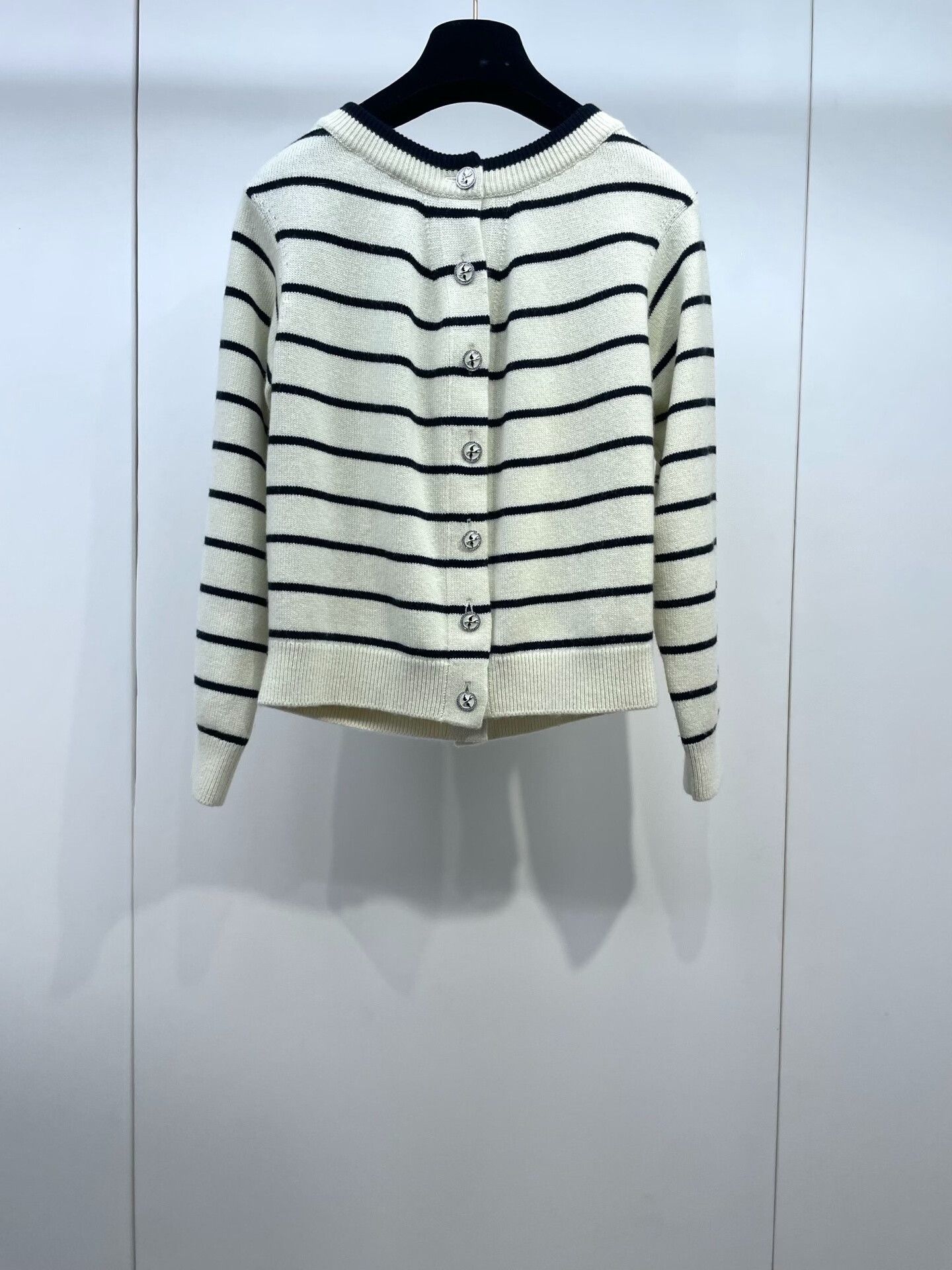 Chanel Chanel 25S Stripe Front-Back Button Cardigan Size XXS / US 00 / IT 34 - 2 Thumbnail