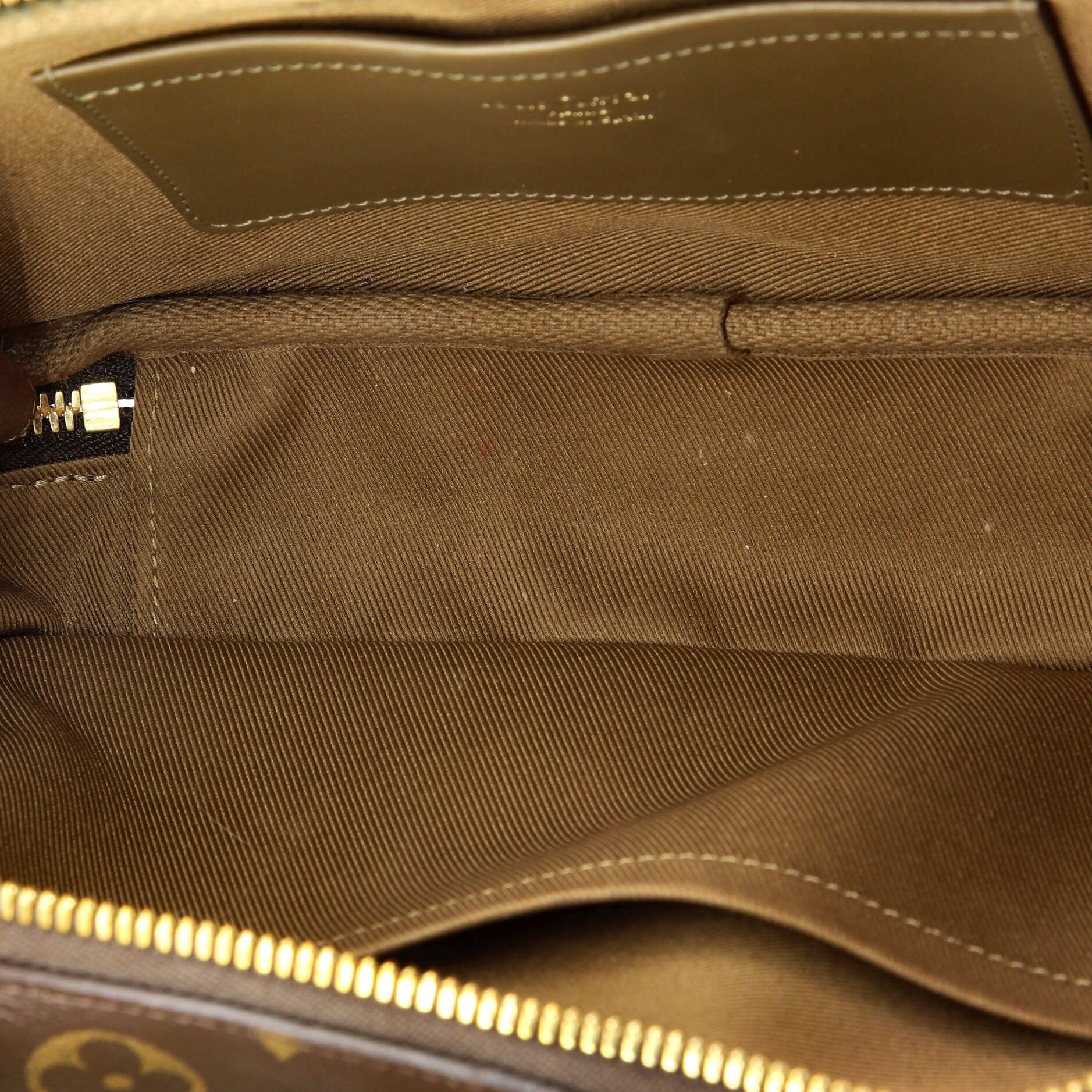 Louis Vuitton Utility Crossbody Bag Size ONE SIZE - 5 Thumbnail
