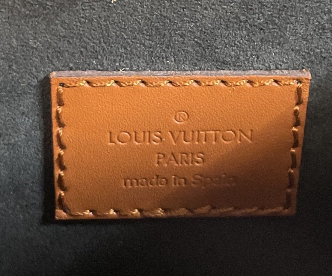 Louis Vuitton Dauphine Shoulder Bag Size ONE SIZE - 6 Thumbnail