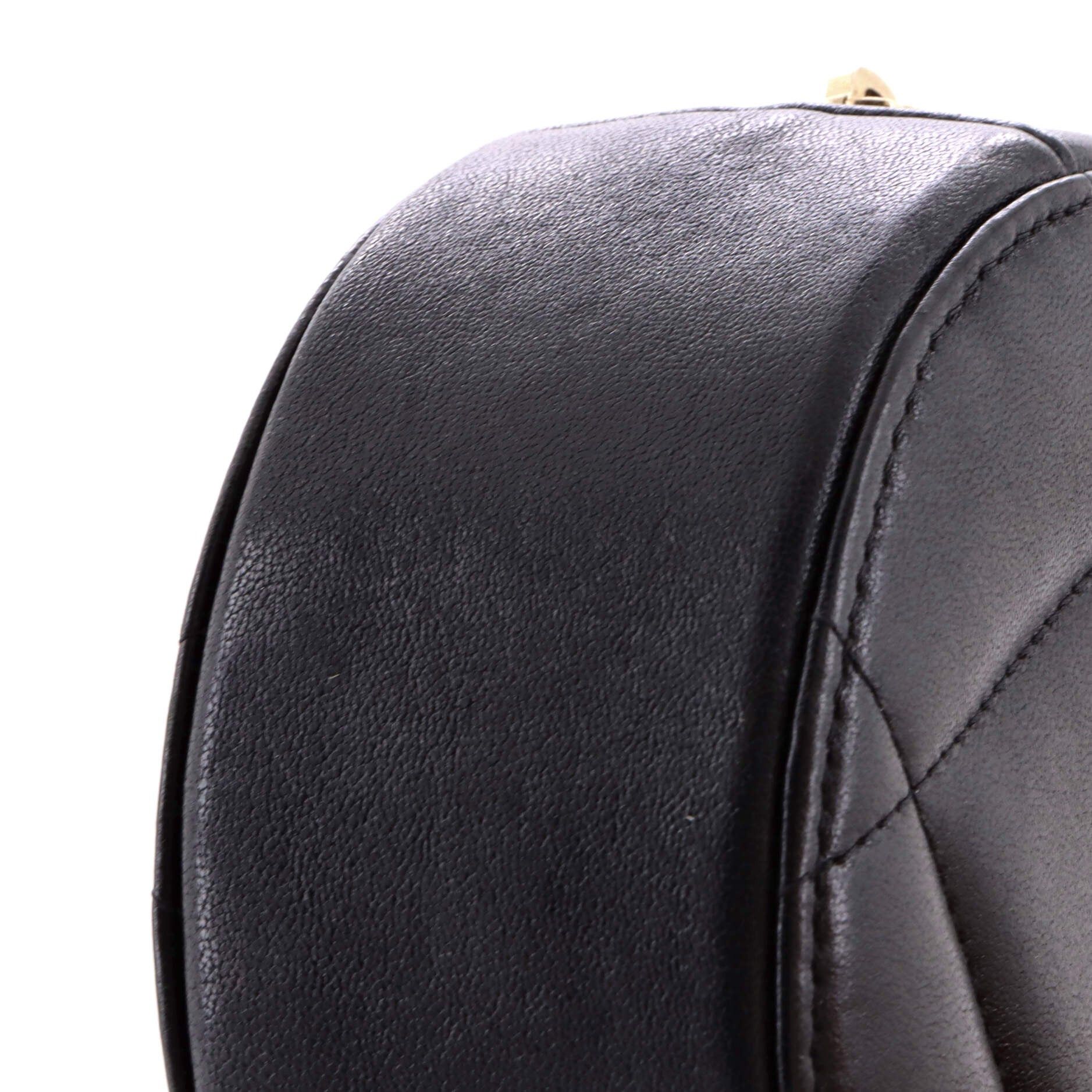 Chanel 19 Round Clutch with Chain Size ONE SIZE - 7 Thumbnail