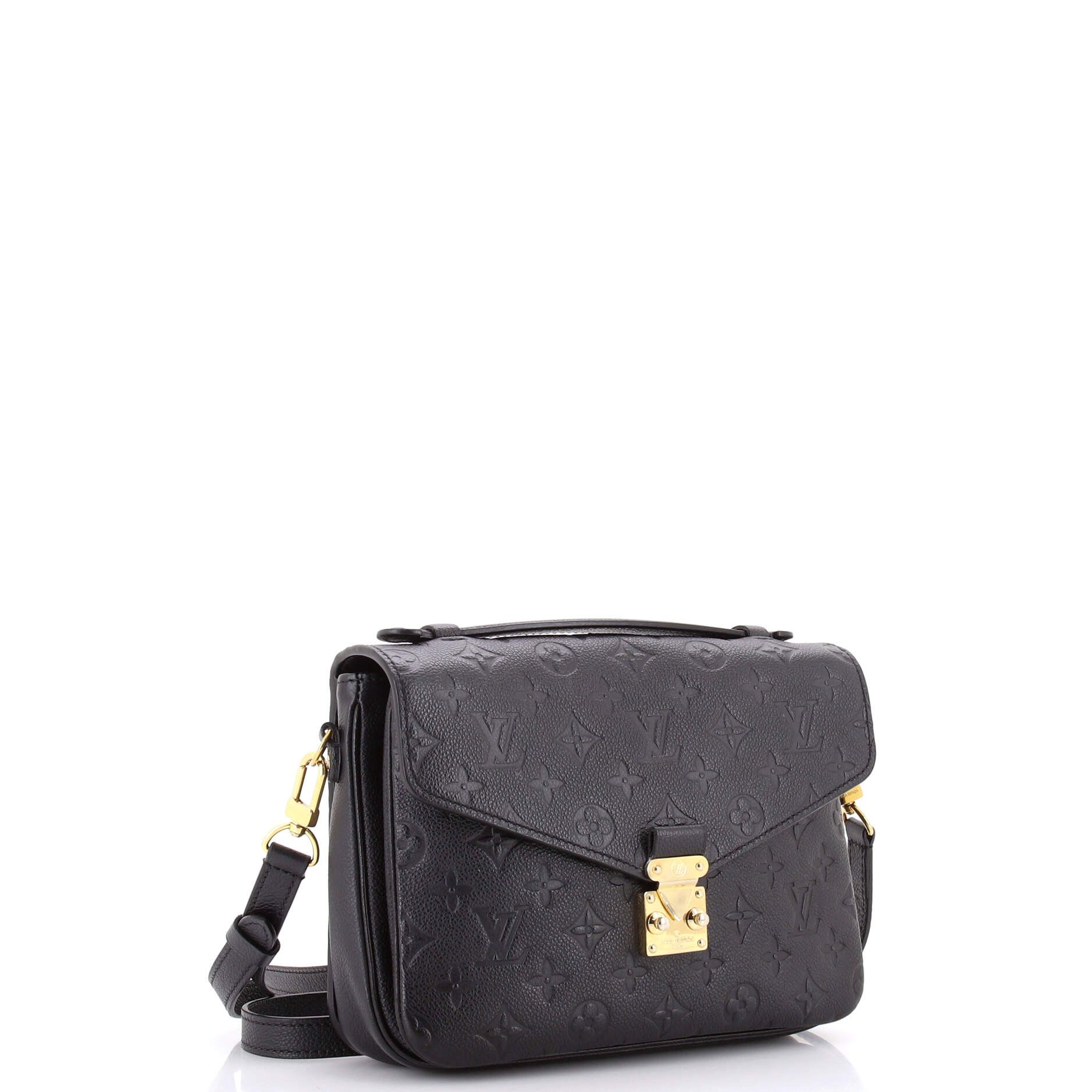 Louis Vuitton Pochette Metis Size ONE SIZE - 2 Thumbnail