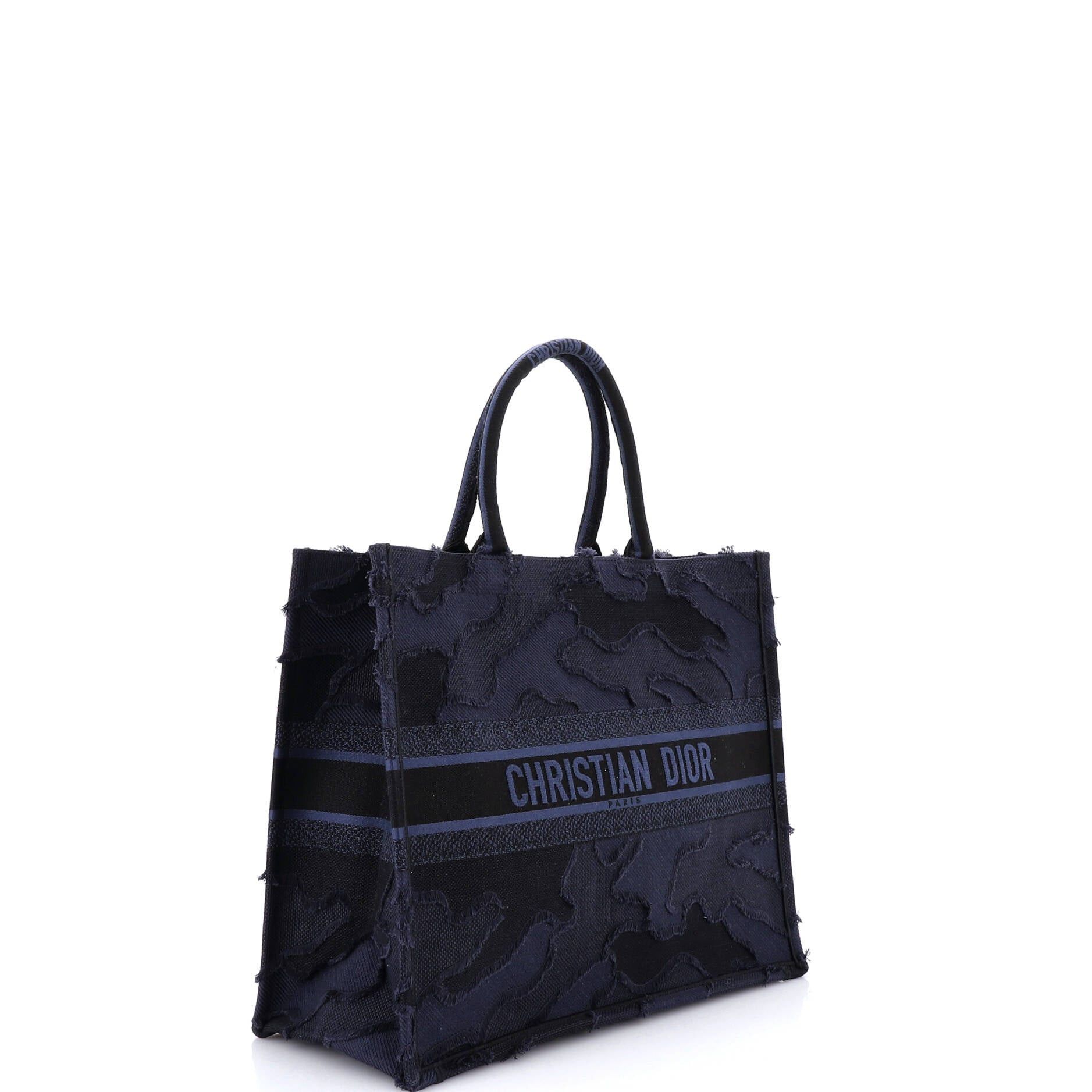 Dior Book Tote Size ONE SIZE - 2 Thumbnail