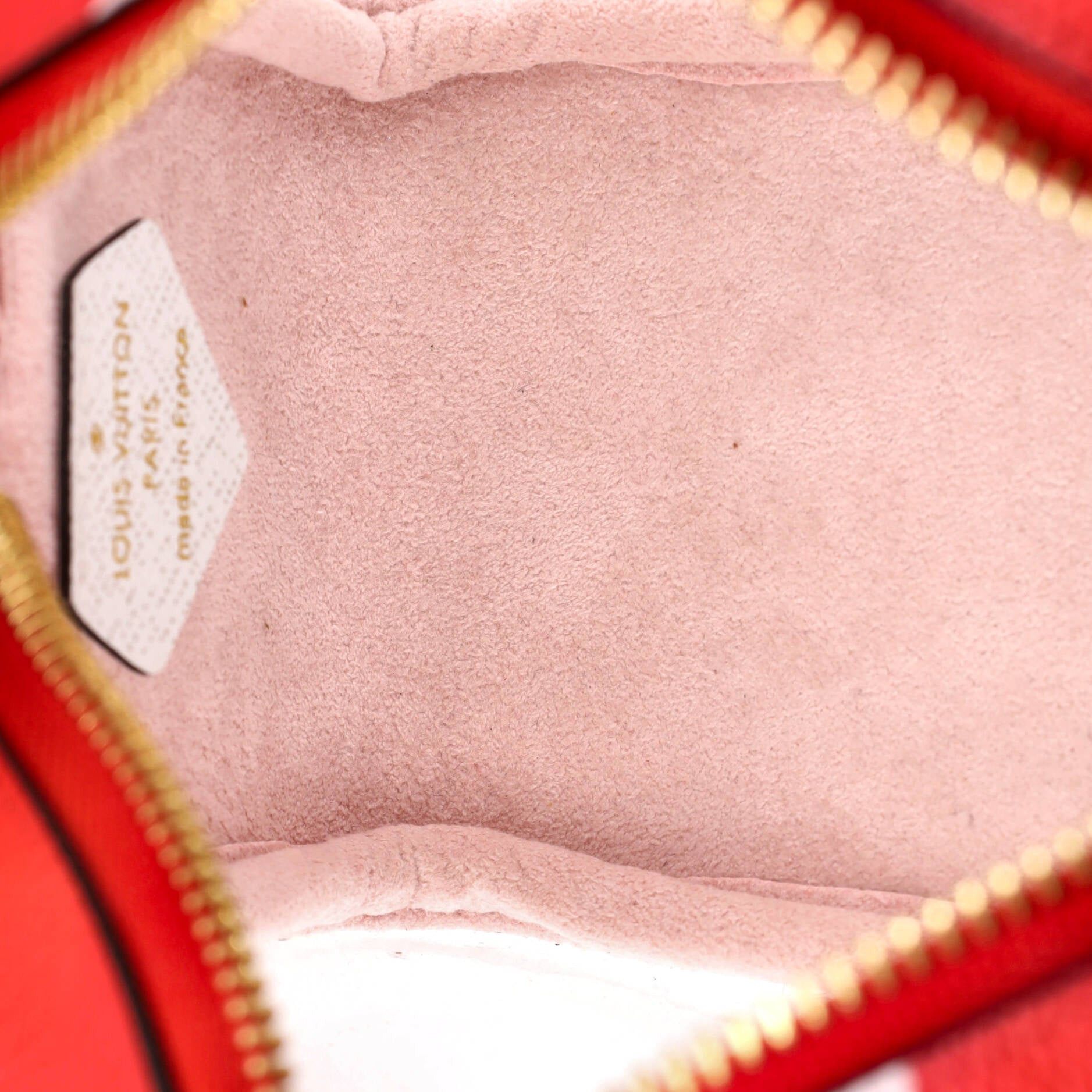 Louis Vuitton Beach Pouch Size ONE SIZE - 5 Thumbnail